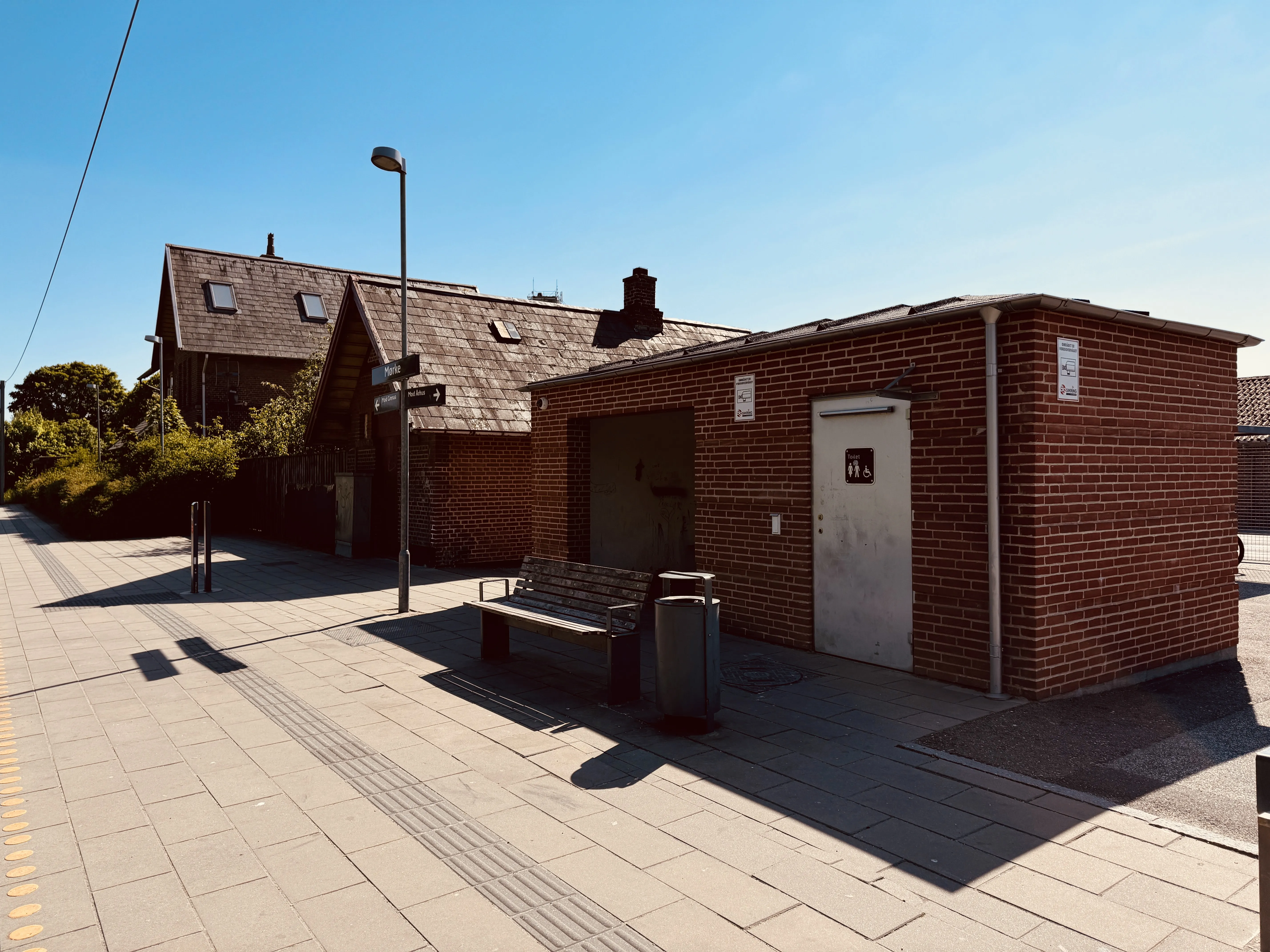 Billede af Mørke Letbanestation. Billede af Mørke Letbanestation.