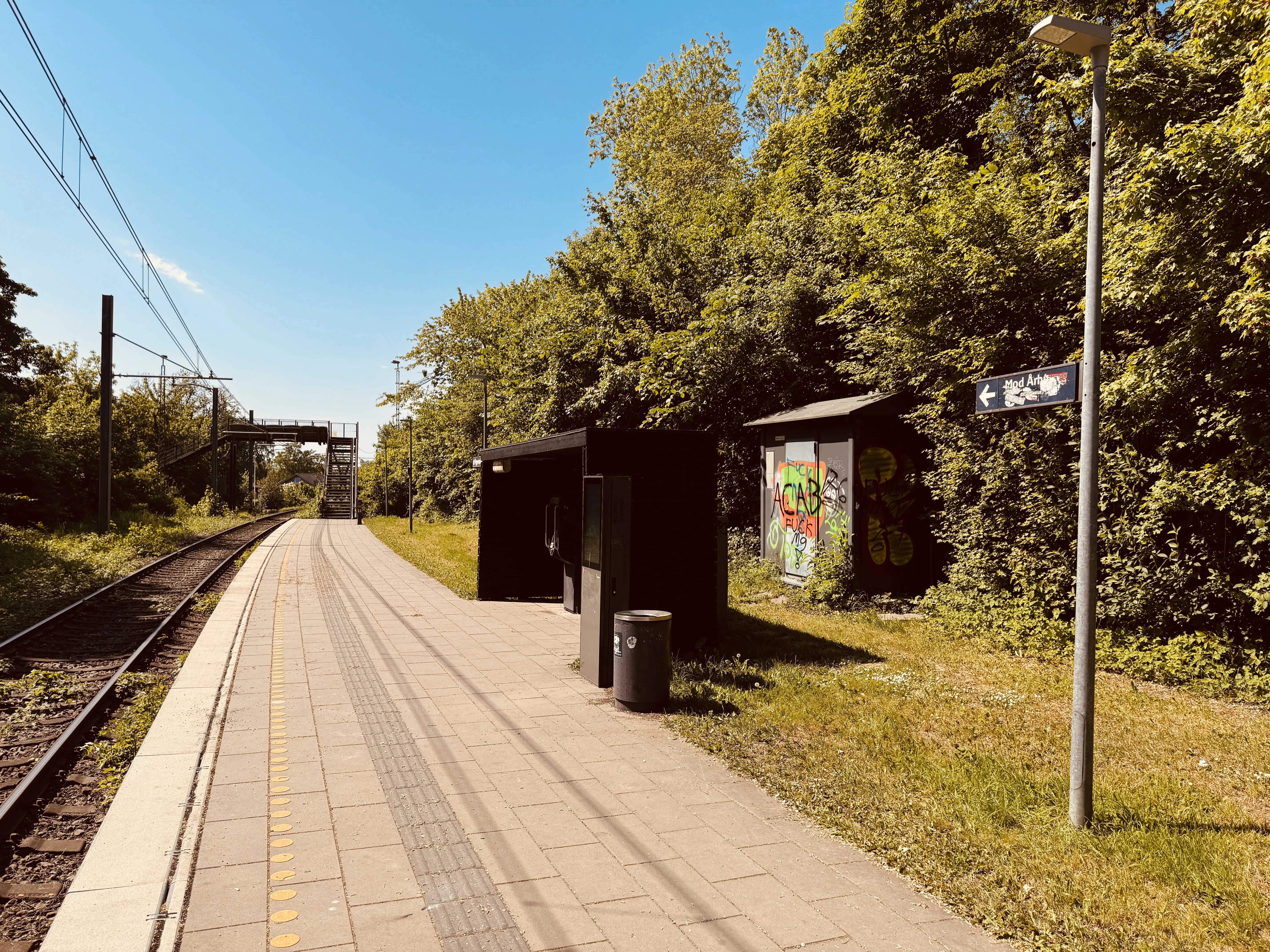 Billede af Hovmarken Trinbræt. Billede af Hovmarken Trinbræt.