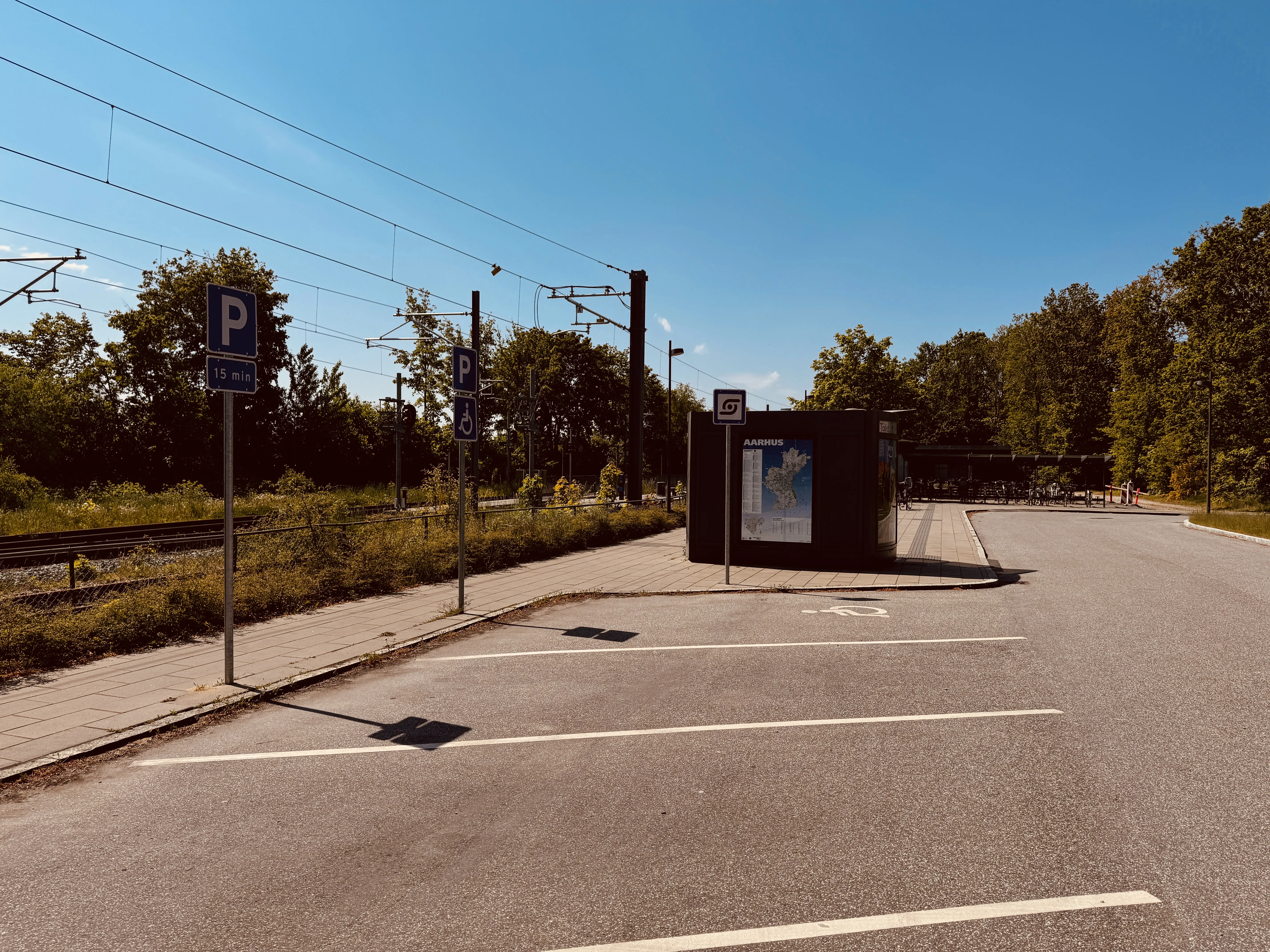 Billede af Lystrup Trinbræt. Billede af Lystrup Trinbræt.