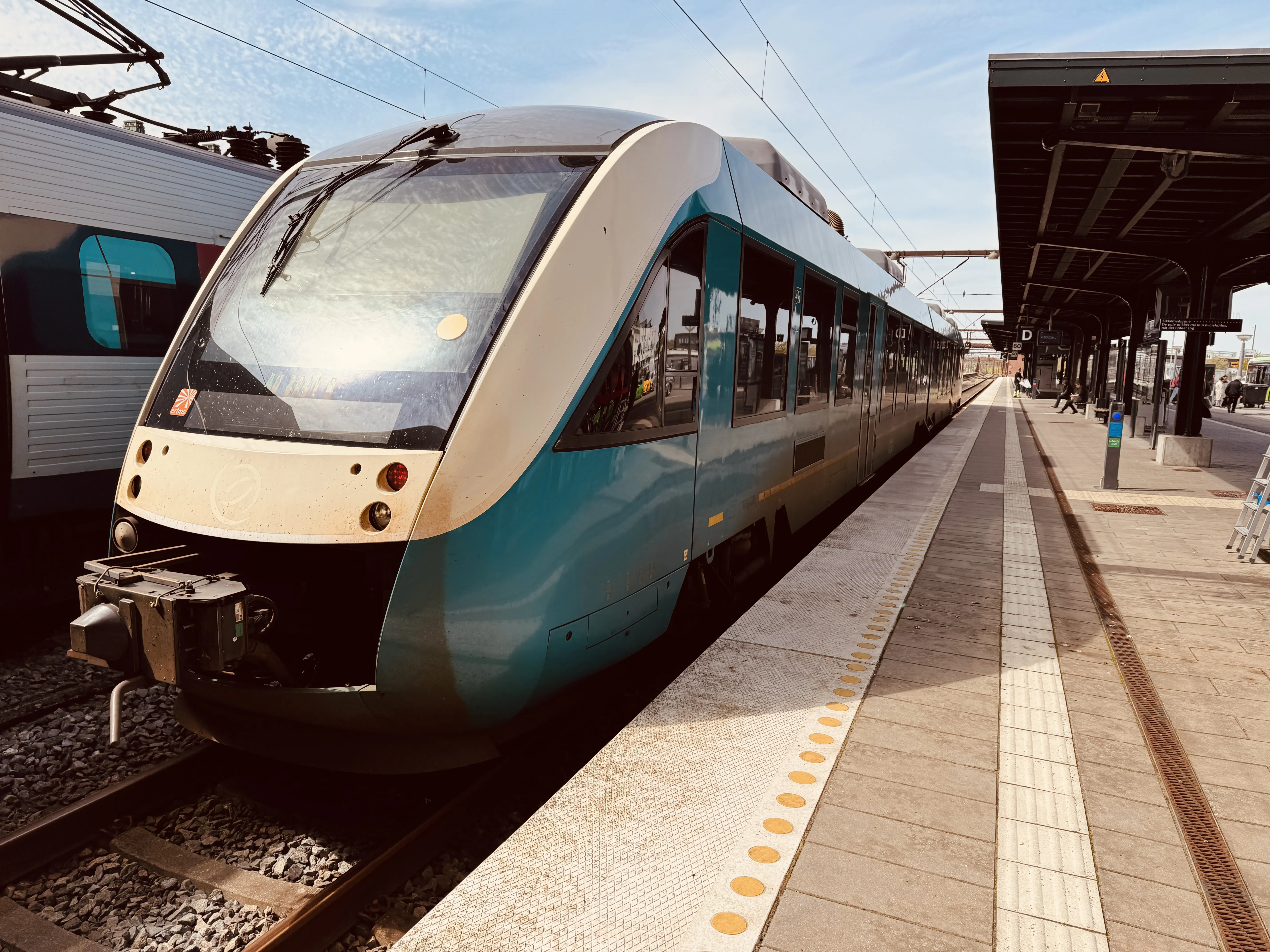 Billede af ARRIVA AR 2041 fotograferet ud for Odense Banegård Center. Billede af ARRIVA AR 2041 fotograferet ud for Odense Banegård Center.