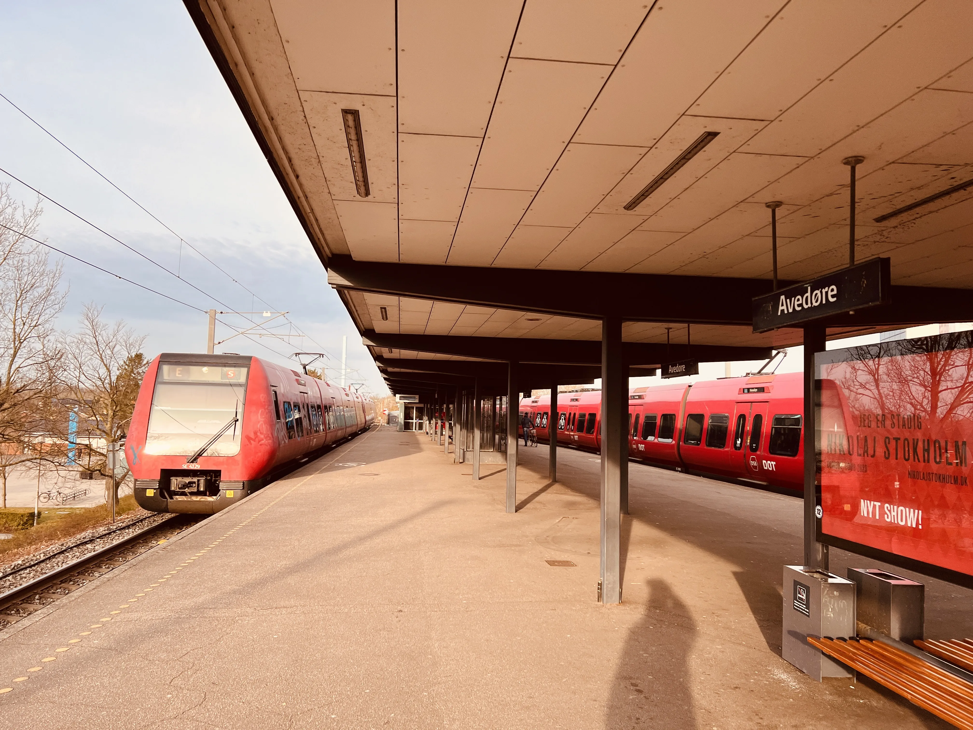 Billede af DSB SE 4129 fotograferet ud for Avedøre S-togstrinbræt. Billede af DSB SE 4129 fotograferet ud for Avedøre S-togstrinbræt.