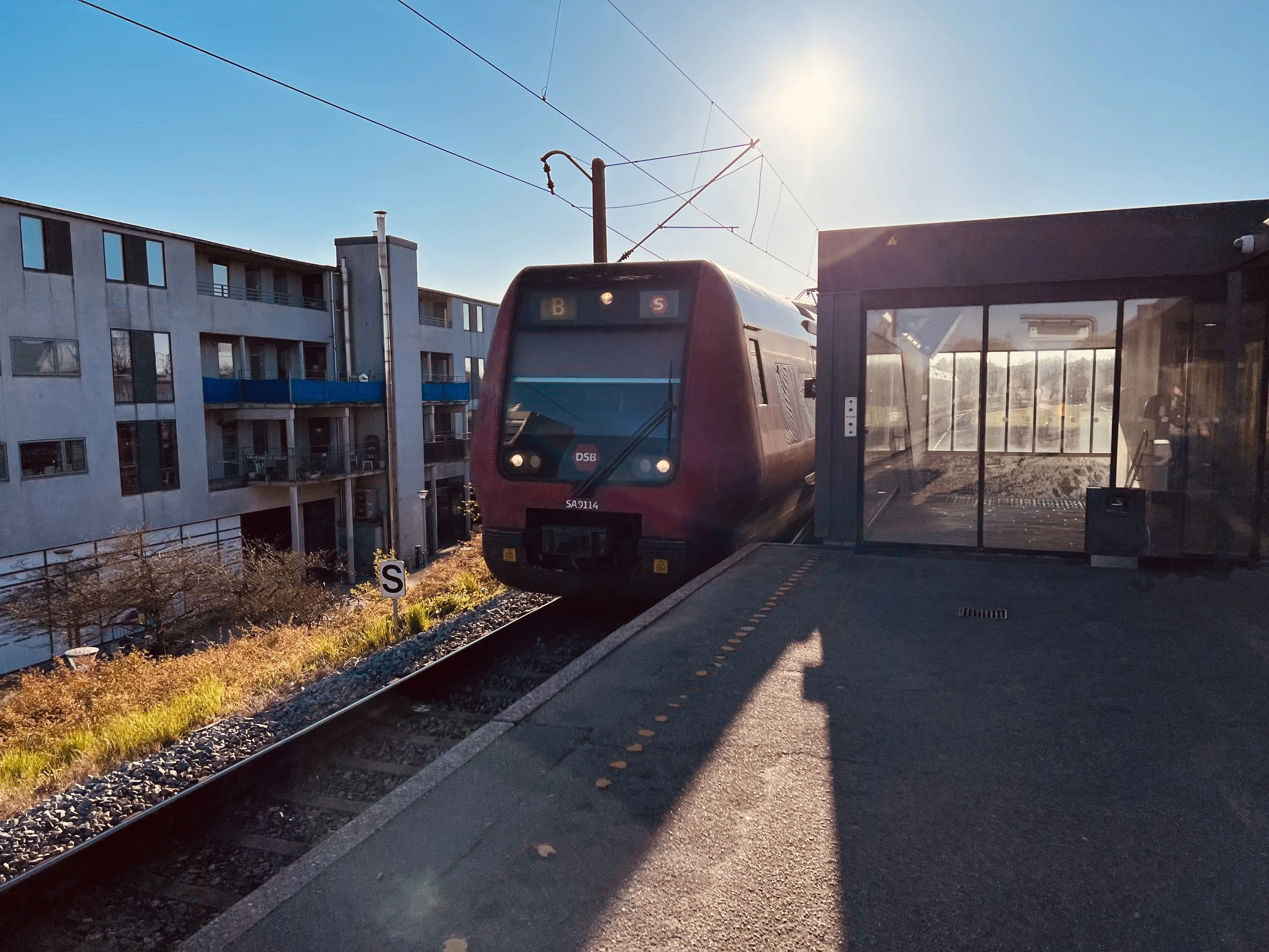 Billede af DSB SA 8114 fotograferet ud for Bagsværd S-togstrinbræt. Billede af DSB SA 8114 fotograferet ud for Bagsværd S-togstrinbræt.
