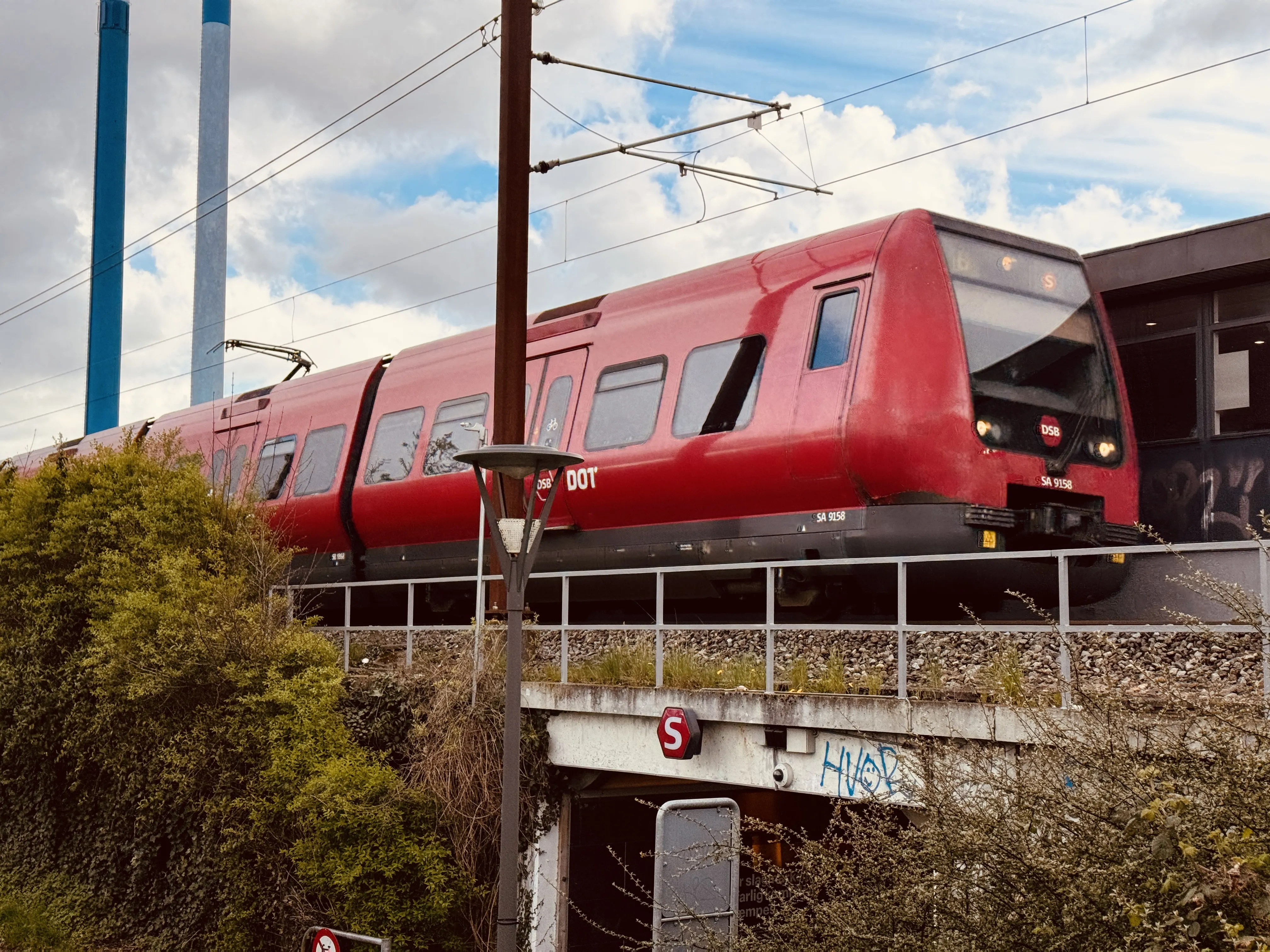 Billede af DSB SA 8158 fotograferet ud for Albertslund S-togstrinbræt. Billede af DSB SA 8158 fotograferet ud for Albertslund S-togstrinbræt.