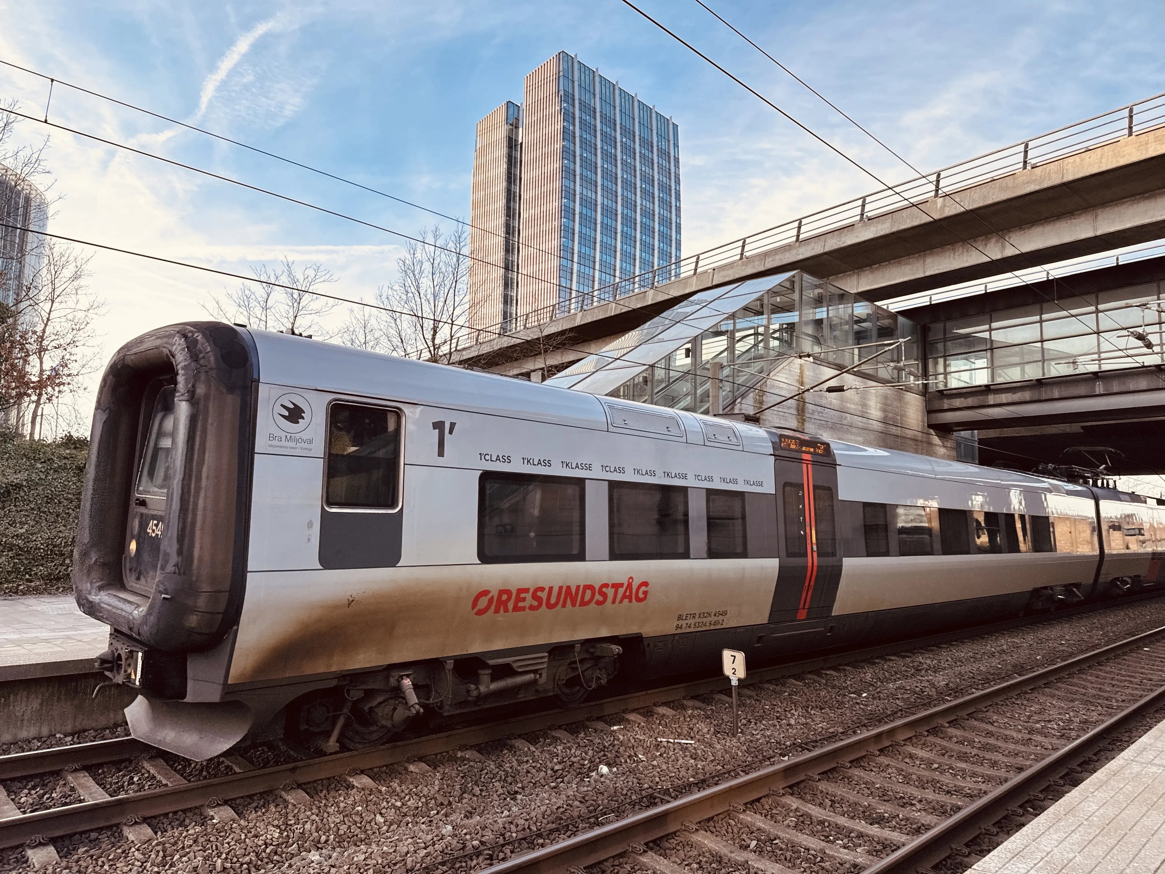 Billede af DSB ET 4349 fotograferet ud for Ørestad Trinbræt. Billede af DSB ET 4349 fotograferet ud for Ørestad Trinbræt.