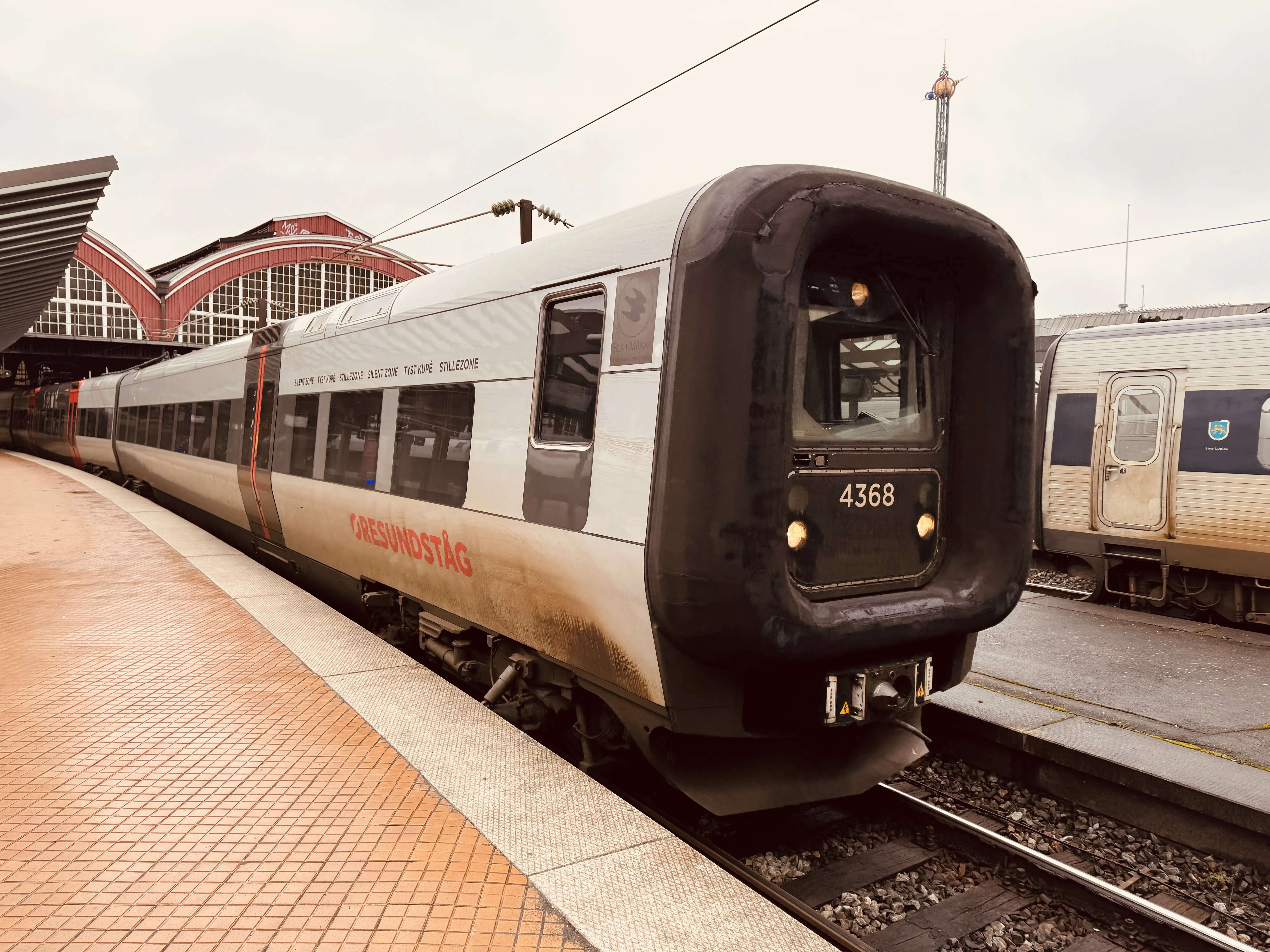 Billede af DSB ET 4368 fotograferet ud for København Hovedbanegård. Billede af DSB ET 4368 fotograferet ud for København Hovedbanegård.