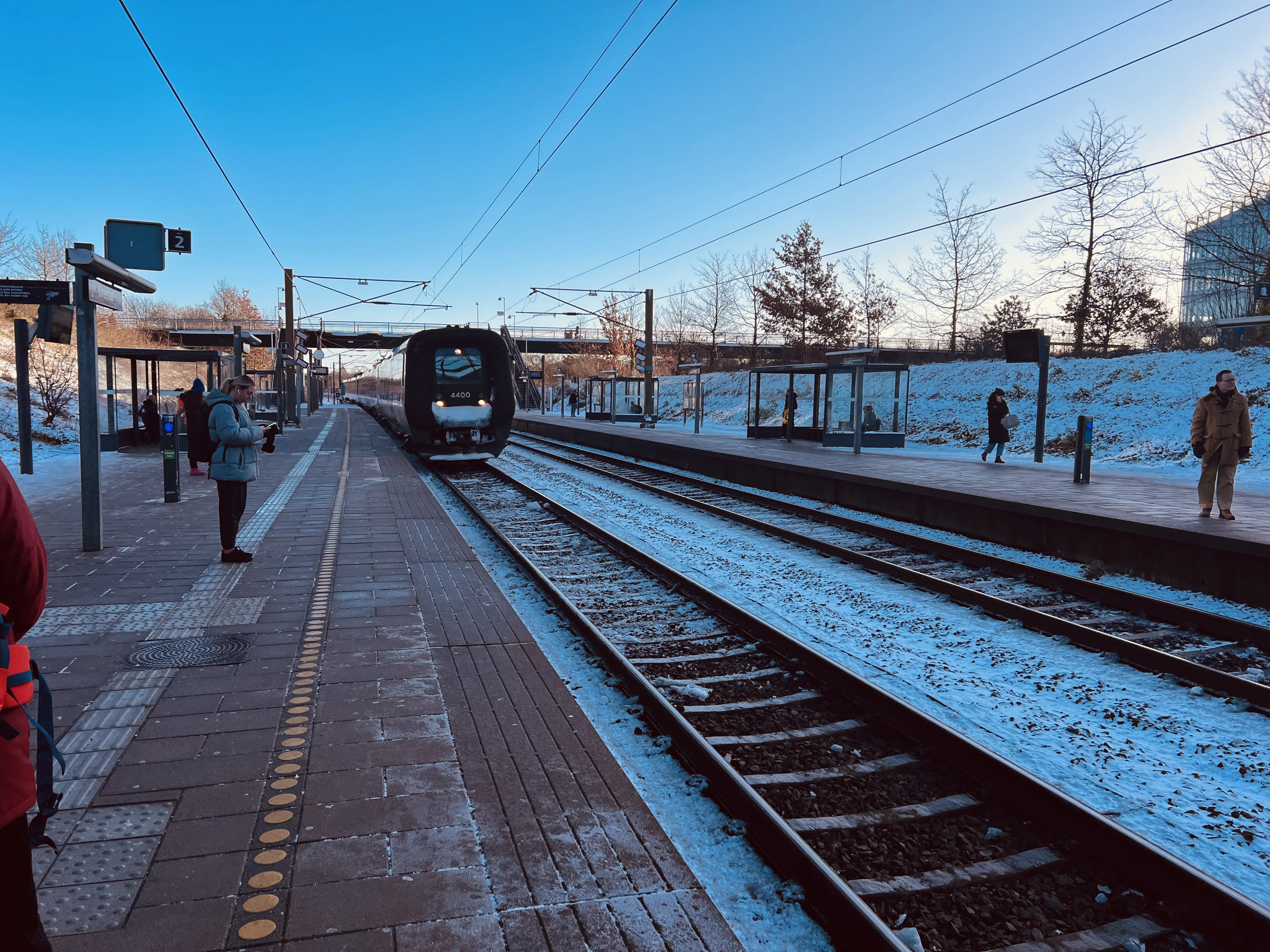 Billede af DSB ET 4400 fotograferet ud for Ørestad Trinbræt. Billede af DSB ET 4400 fotograferet ud for Ørestad Trinbræt.