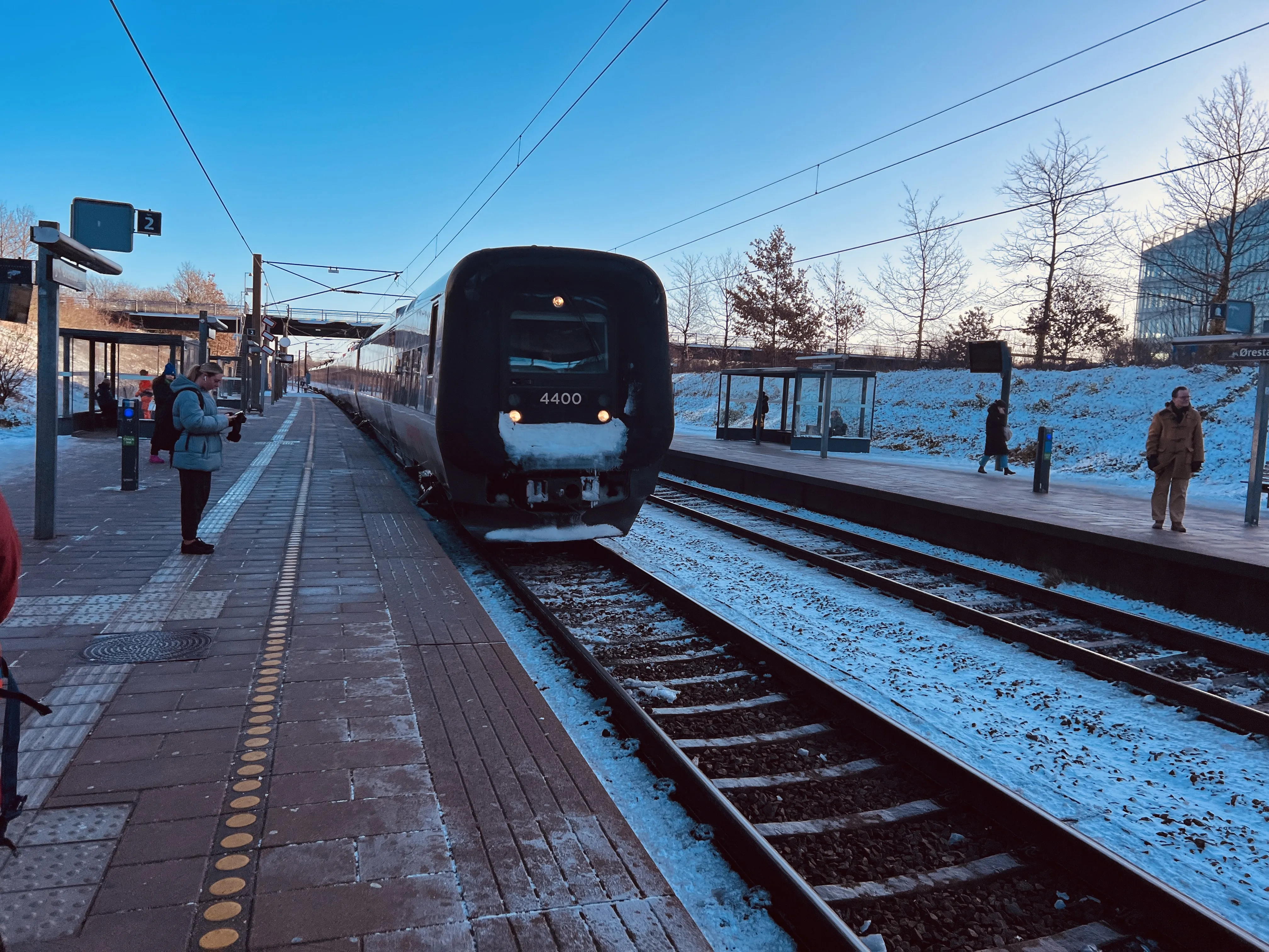 Billede af DSB ET 4400 fotograferet ud for Ørestad Trinbræt. Billede af DSB ET 4400 fotograferet ud for Ørestad Trinbræt.