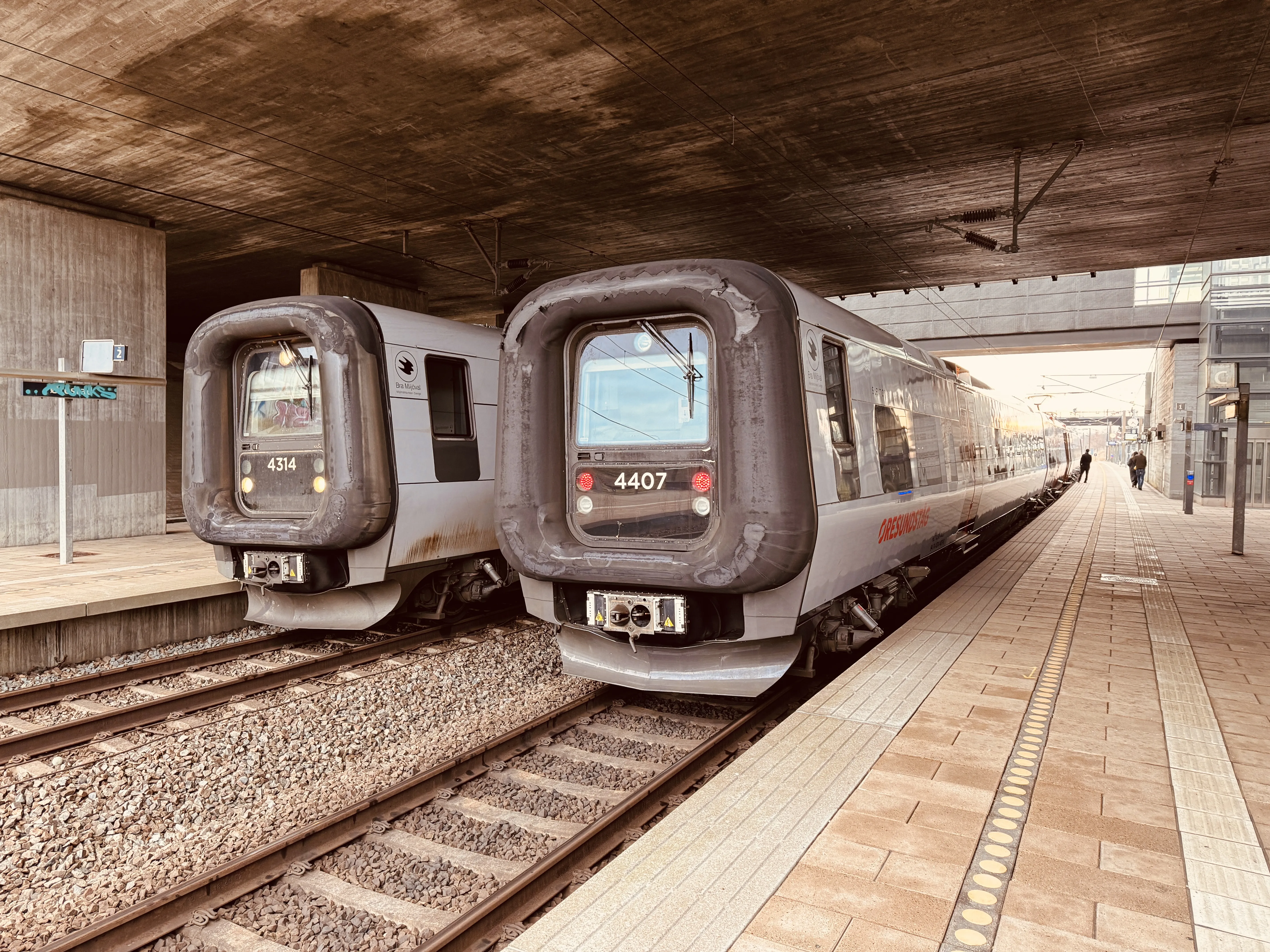 Billede af DSB ET 4407 fotograferet ud for Ørestad Trinbræt. Billede af DSB ET 4407 fotograferet ud for Ørestad Trinbræt.