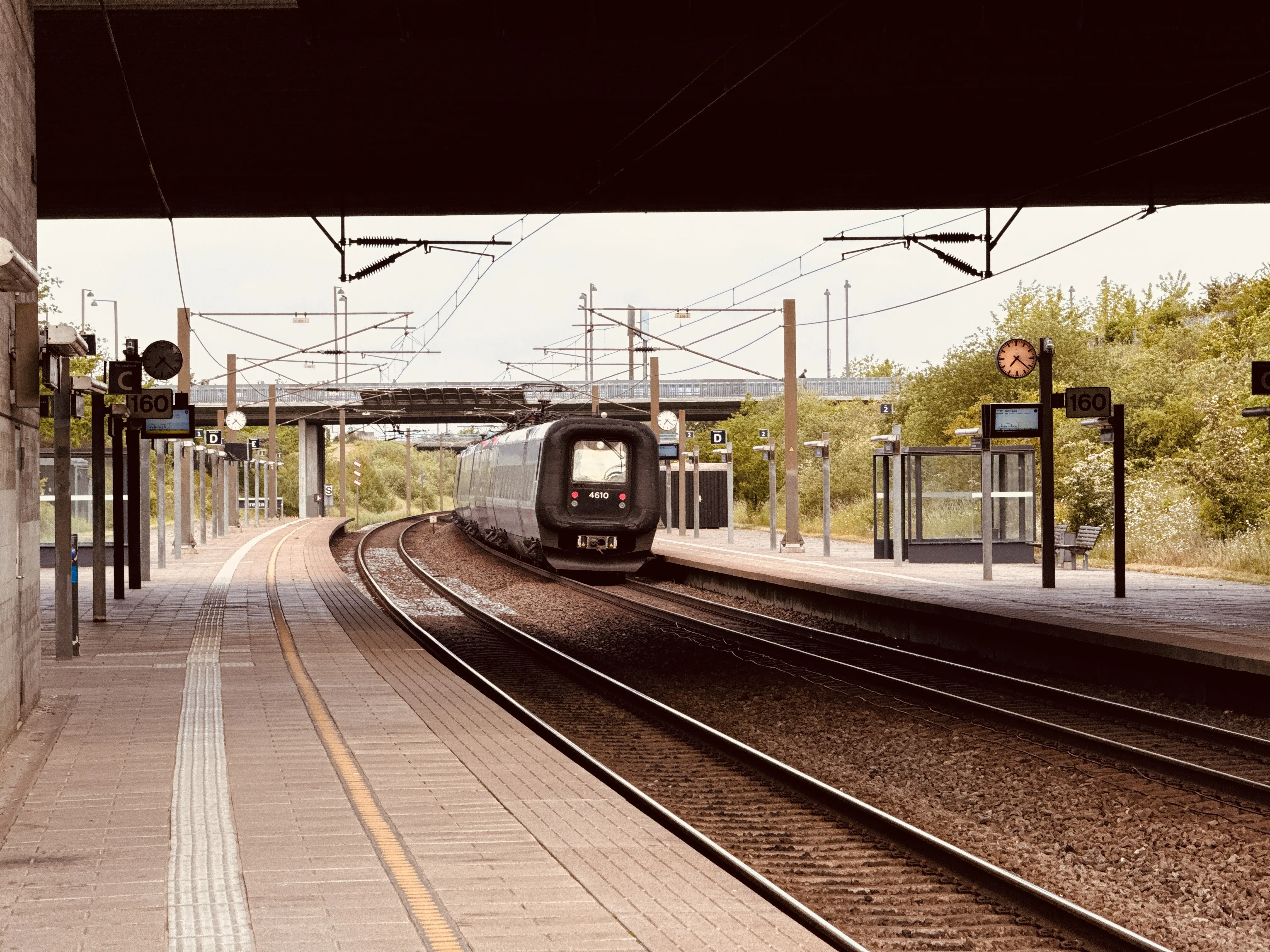Billede af DSB ET 4410 fotograferet ud for Ørestad Trinbræt. Billede af DSB ET 4410 fotograferet ud for Ørestad Trinbræt.