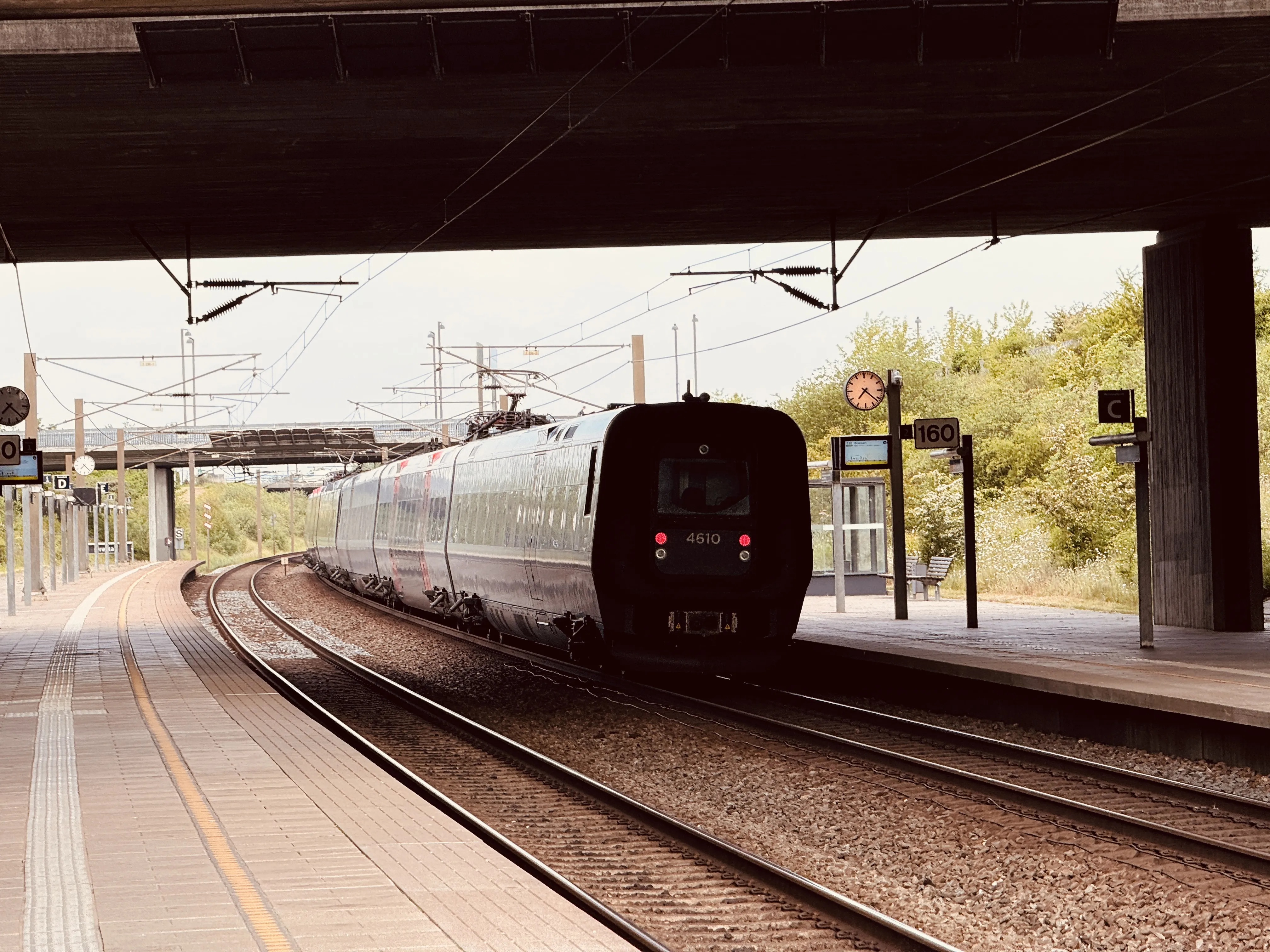 Billede af DSB ET 4410 fotograferet ud for Ørestad Trinbræt. Billede af DSB ET 4410 fotograferet ud for Ørestad Trinbræt.