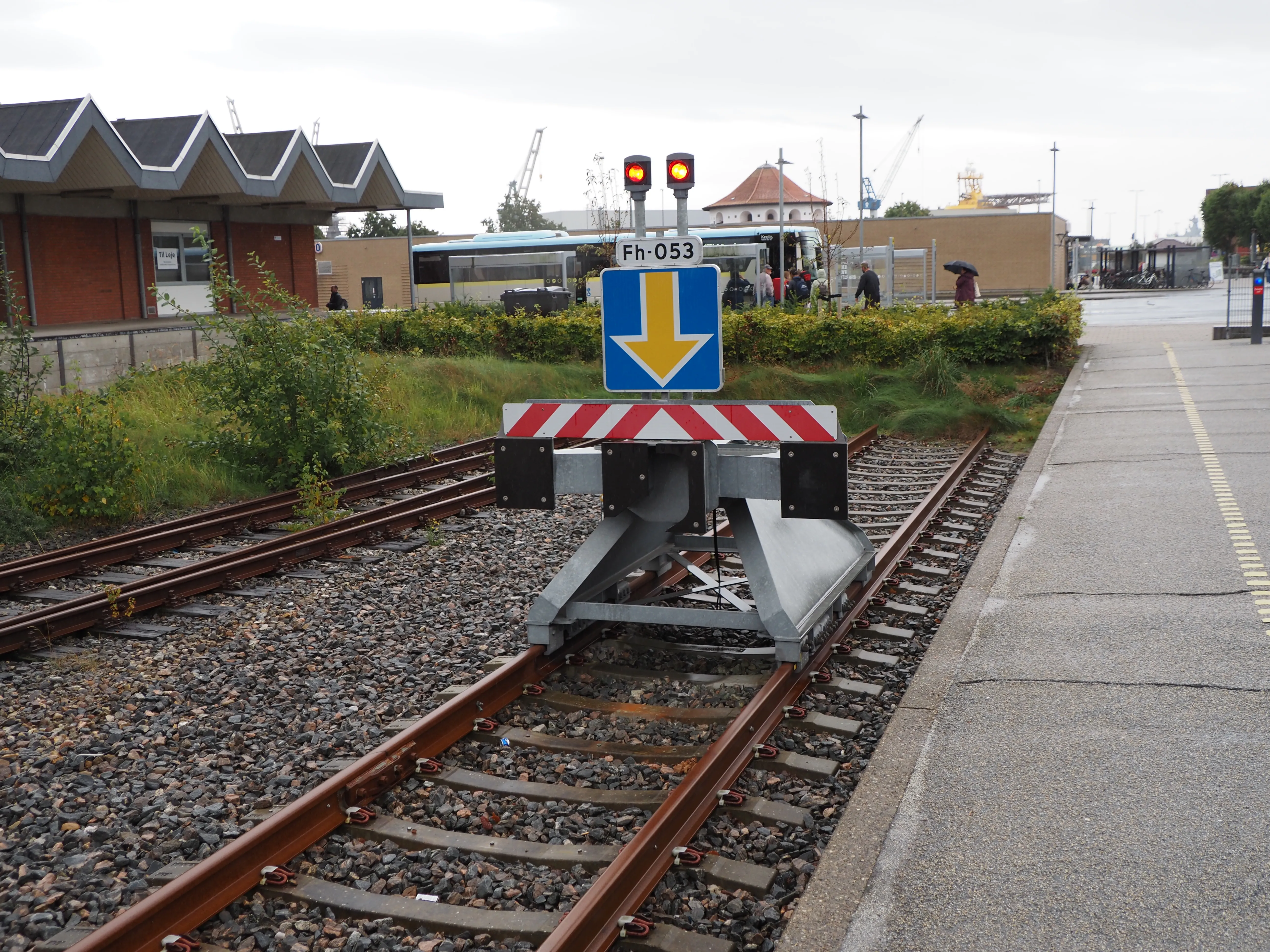 Billede af Frederikshavn Station set fra sporsiden. Billede af Frederikshavn Station set fra sporsiden.