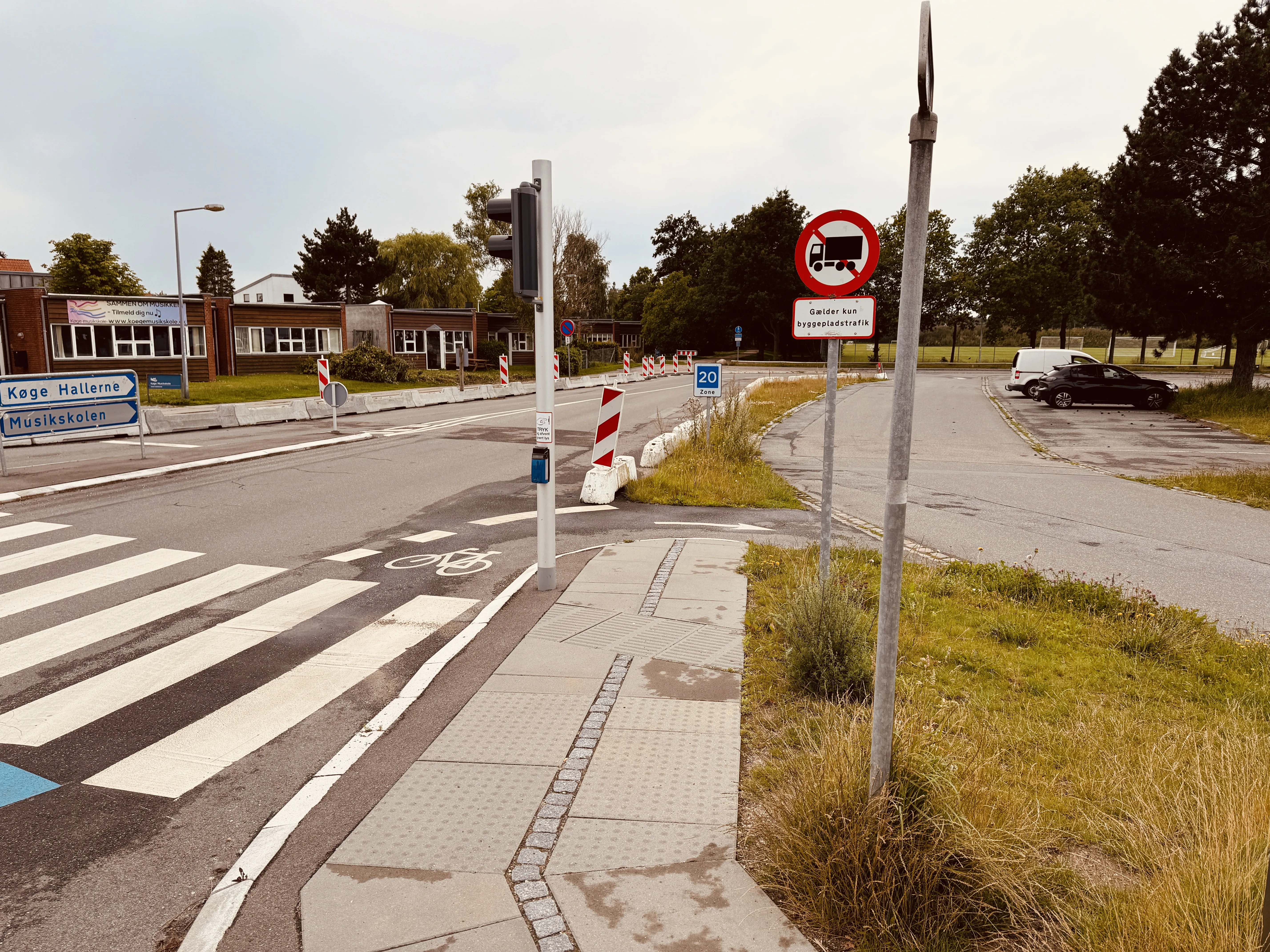 Billede af Københavnsvej Trinbræt - Trinbræt er nedrevet, men Københavnsvej Trinbræt har ligget her. Billede af Københavnsvej Trinbræt - Trinbræt er nedrevet, men Københavnsvej Trinbræt har ligget her.