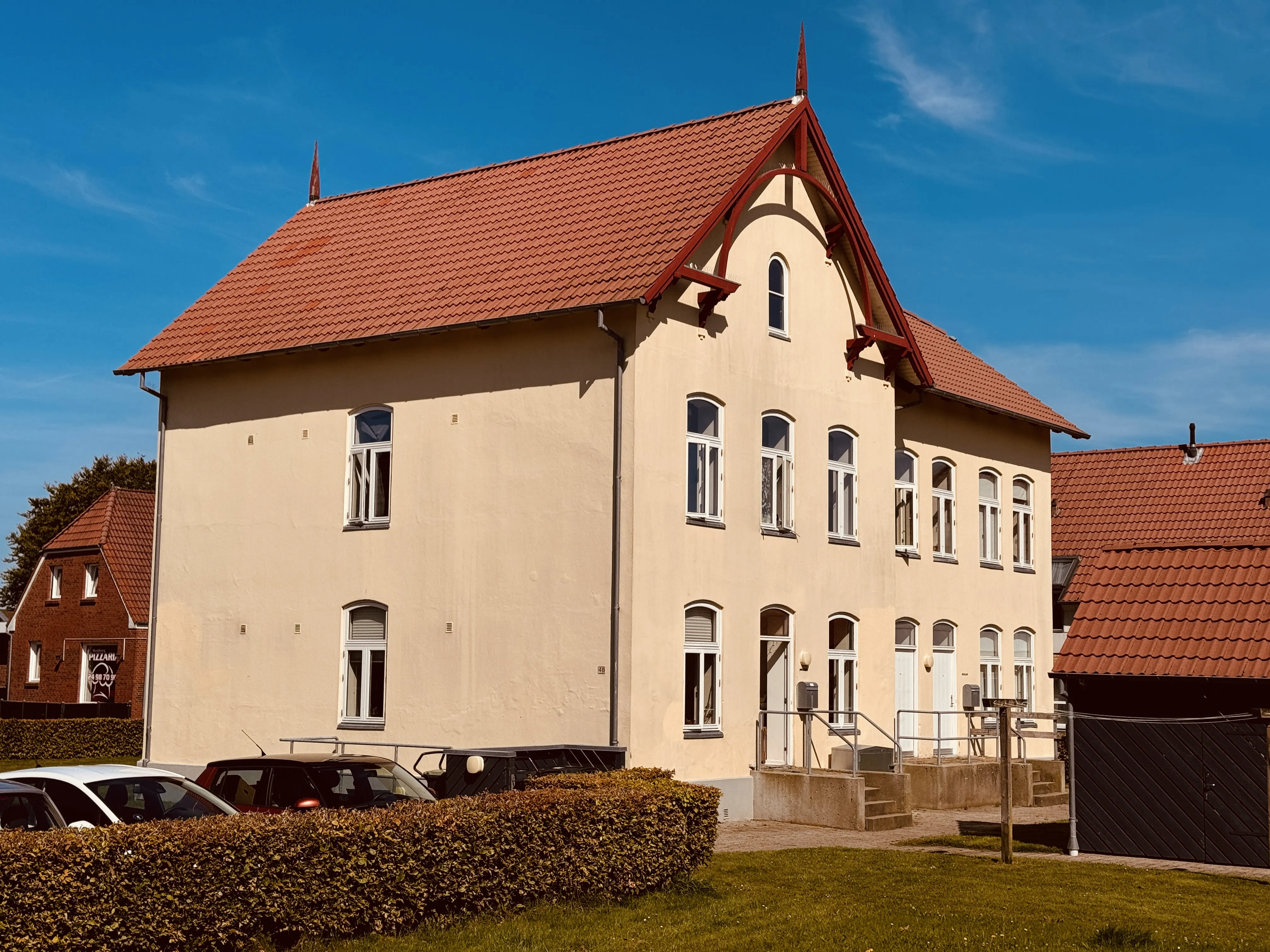 Billede af Skodborg Amtsbanegård. Billede af Skodborg Amtsbanegård.