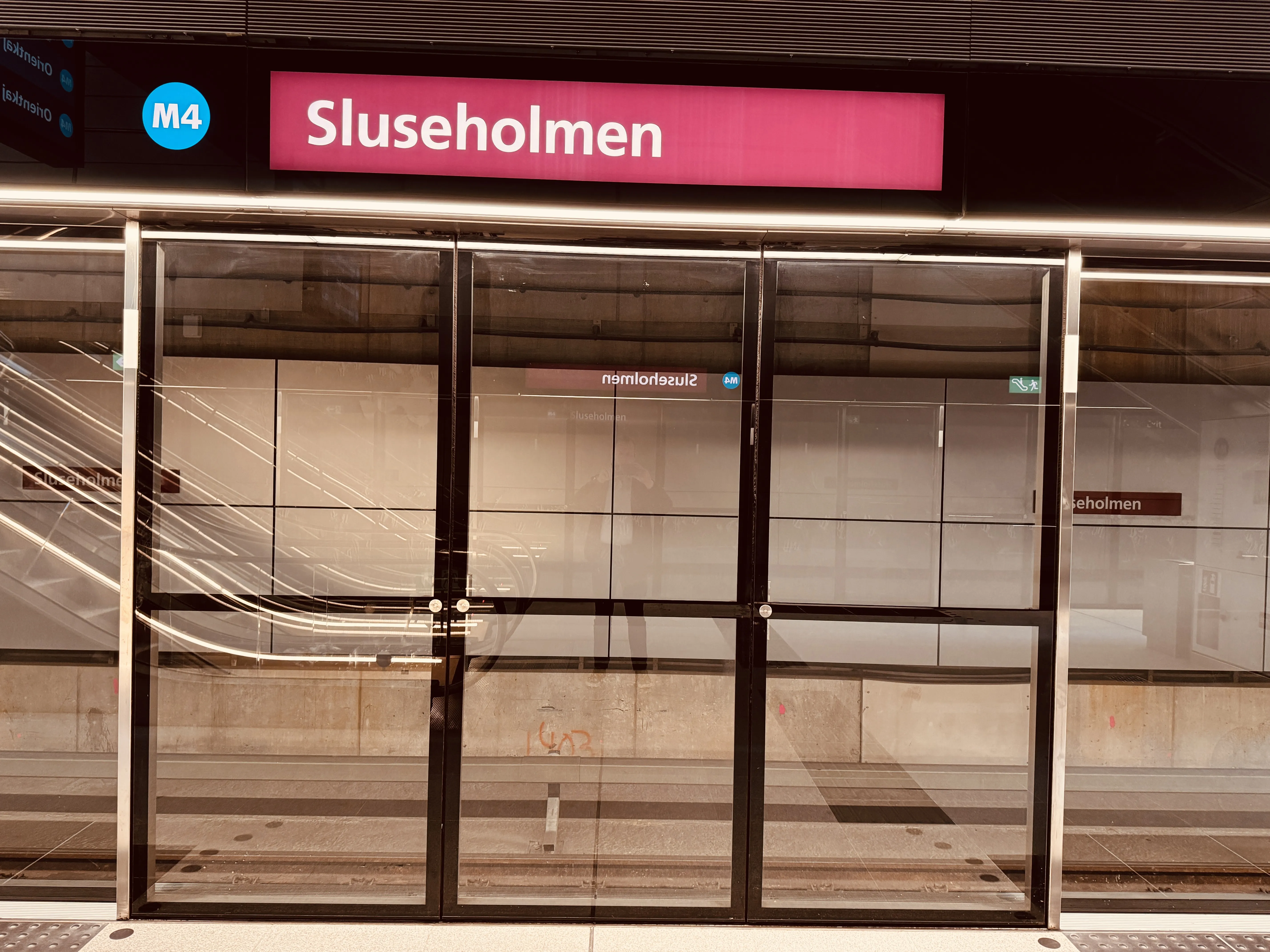 Billede af Sluseholmen Metrostation. Billede af Sluseholmen Metrostation.