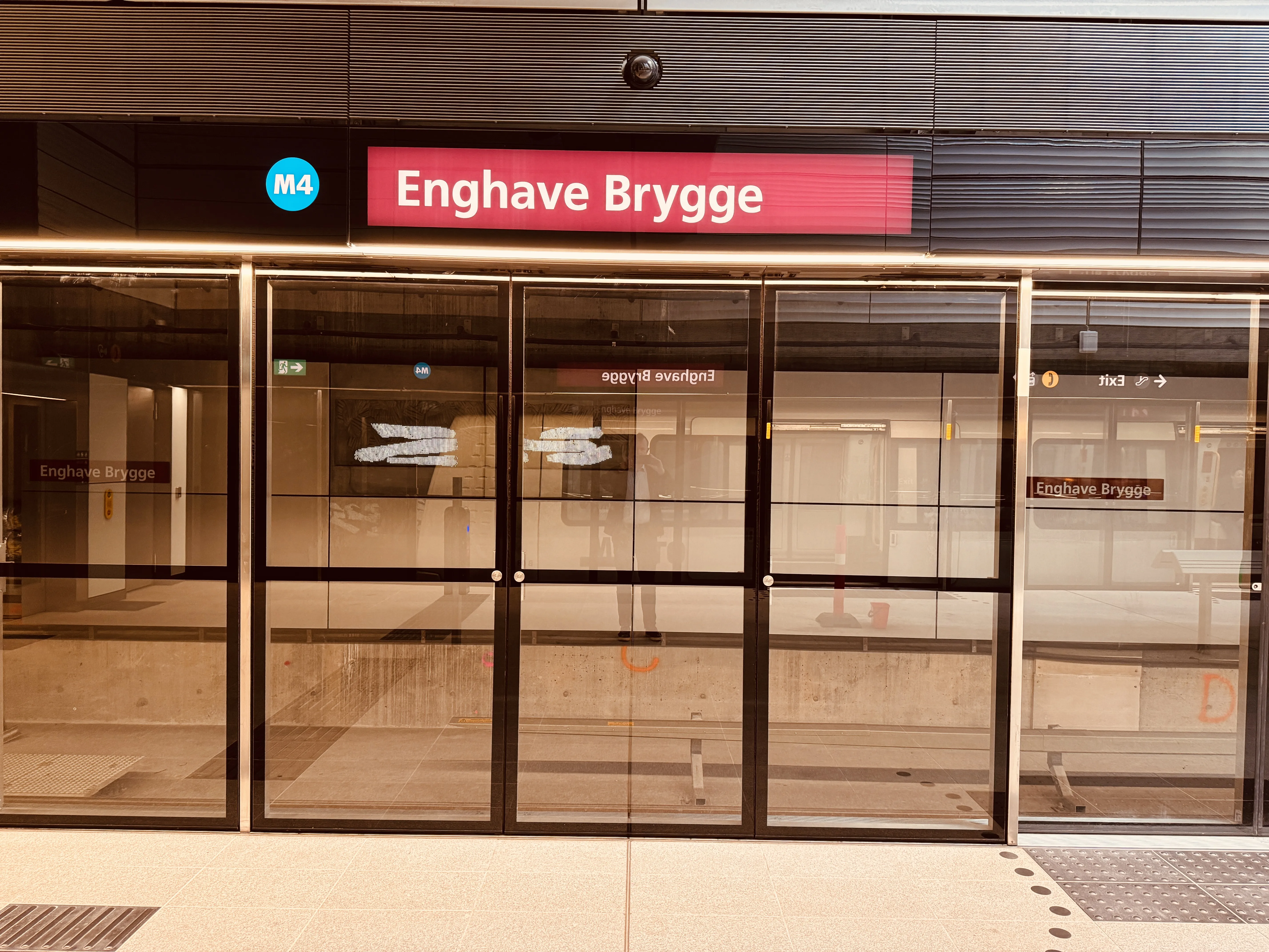 Billede af Enghave Brygge Station Metrostation. Billede af Enghave Brygge Station Metrostation.