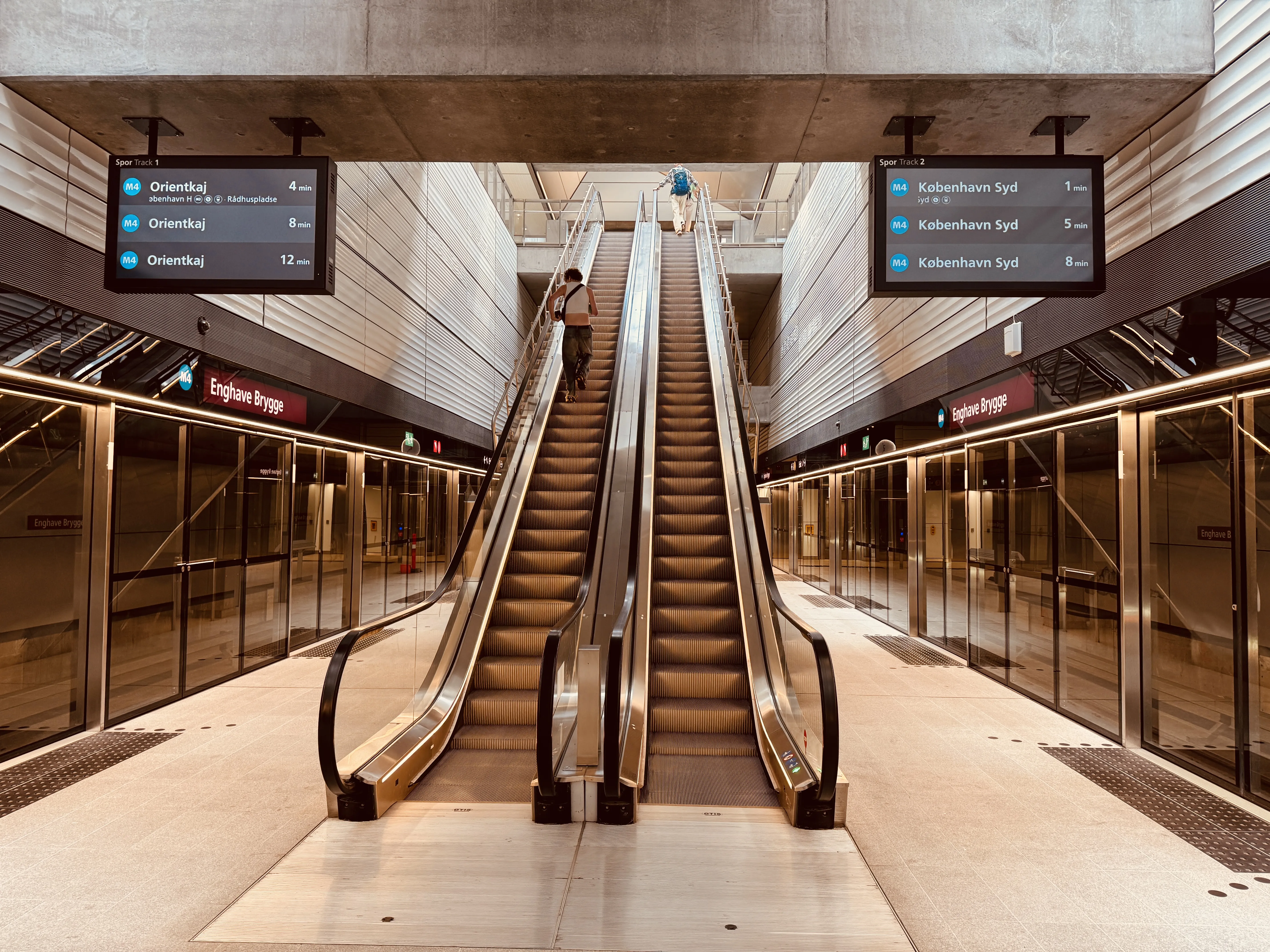 Billede af Enghave Brygge Station Metrostation. Billede af Enghave Brygge Station Metrostation.