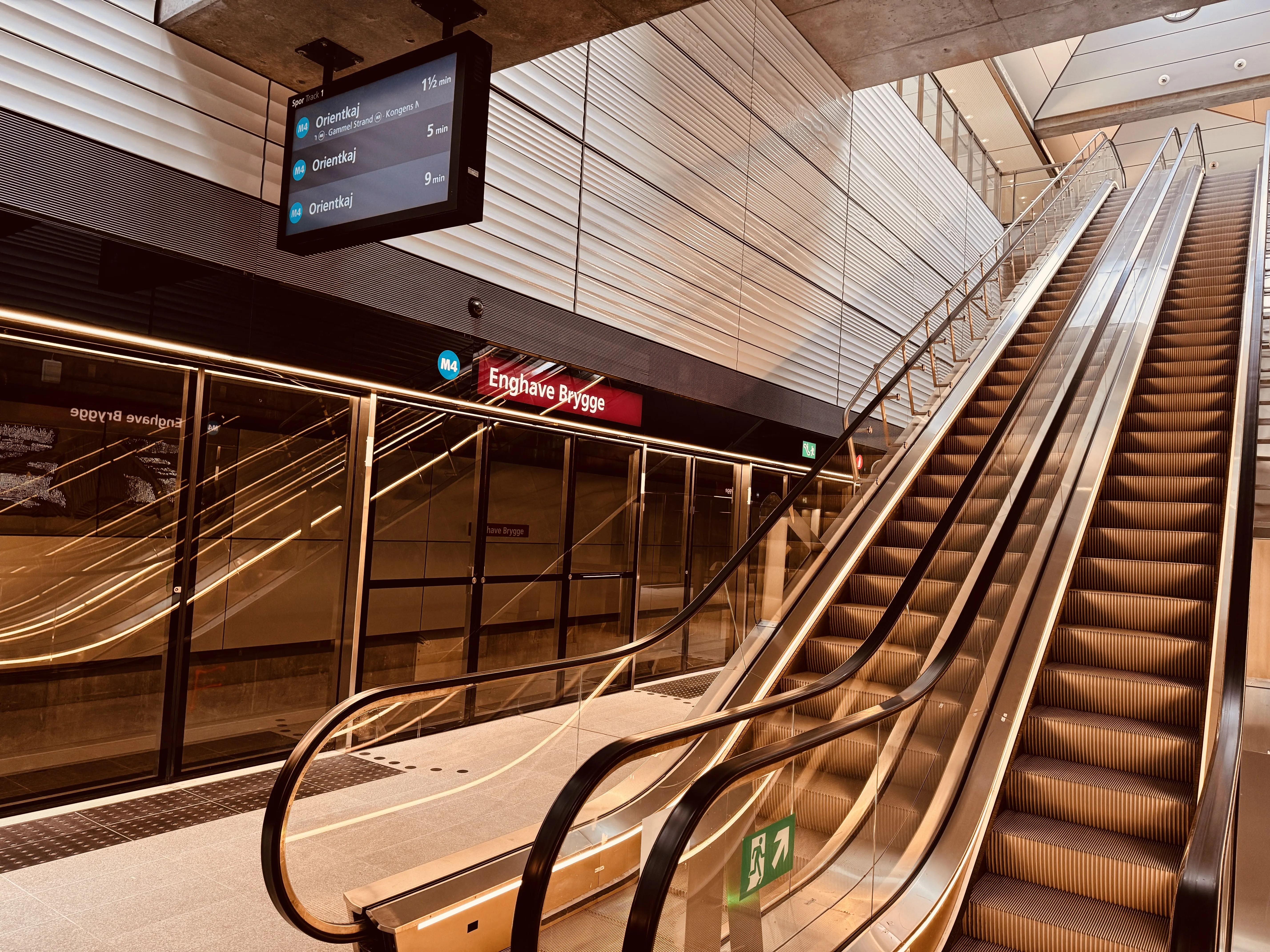 Billede af Enghave Brygge Station Metrostation. Billede af Enghave Brygge Station Metrostation.