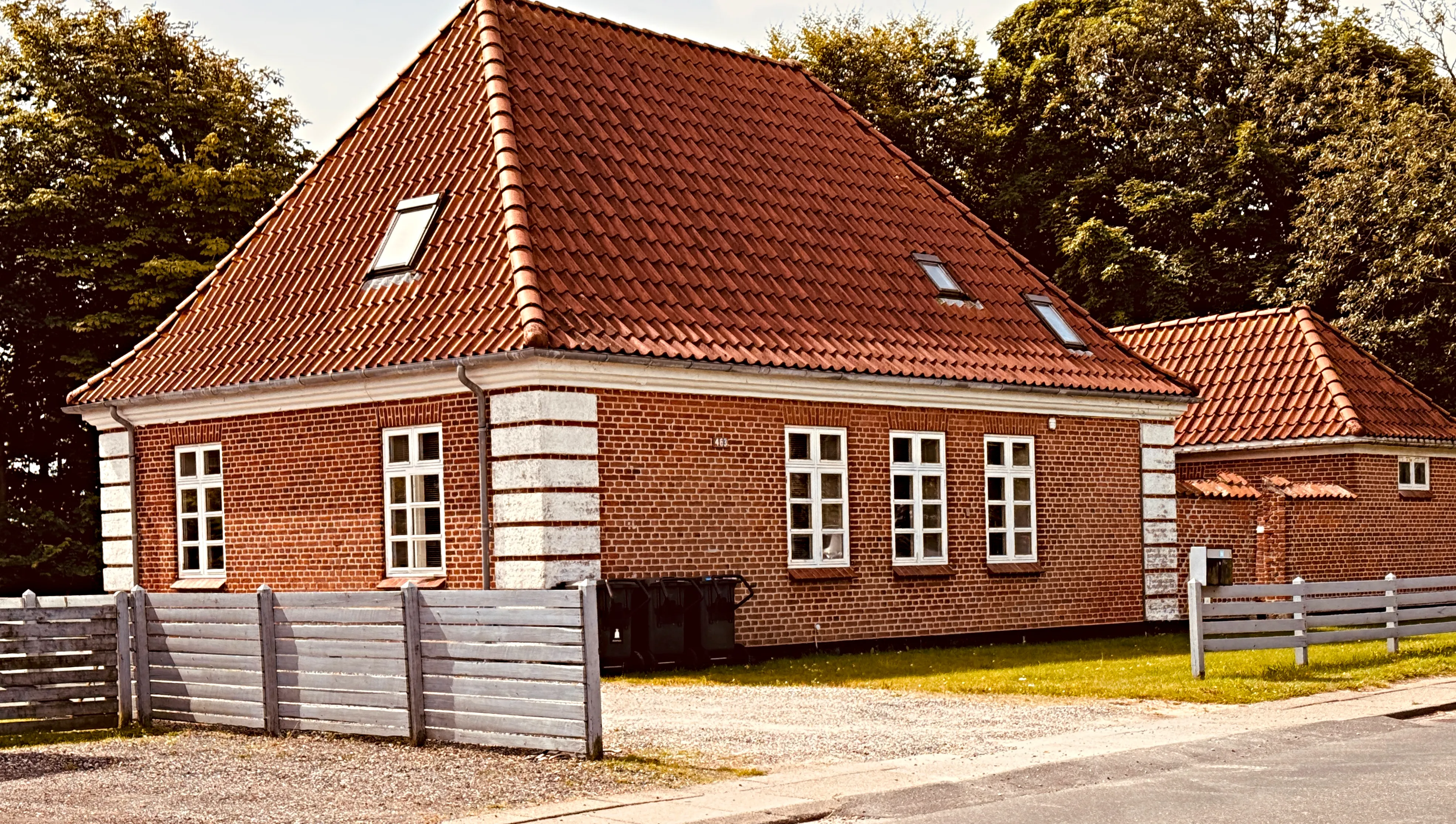 Billede af Sønderlev Station. Billede af Sønderlev Station.