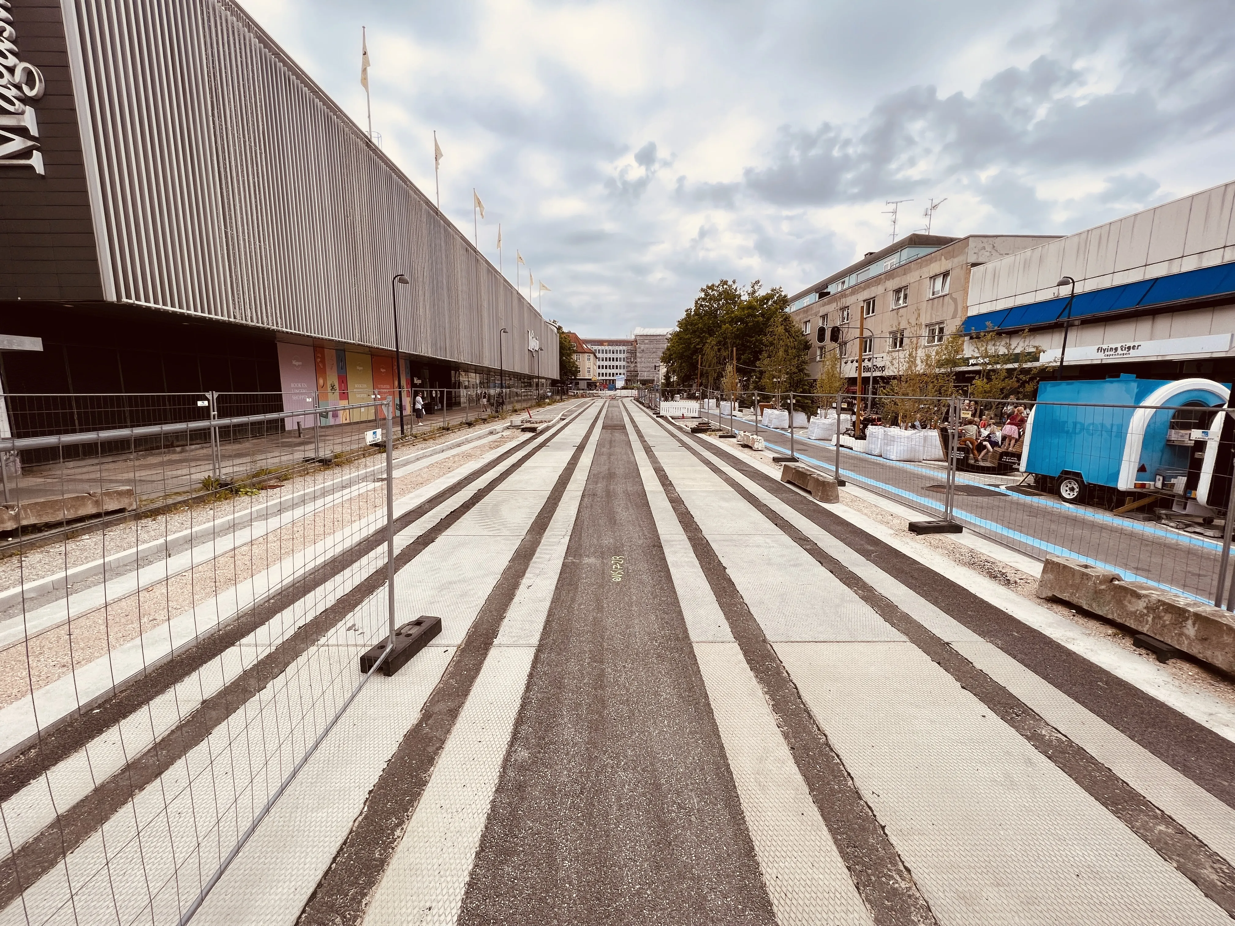 Billede af Lyngby Centrum Letbanestation. Billede af Lyngby Centrum Letbanestation.