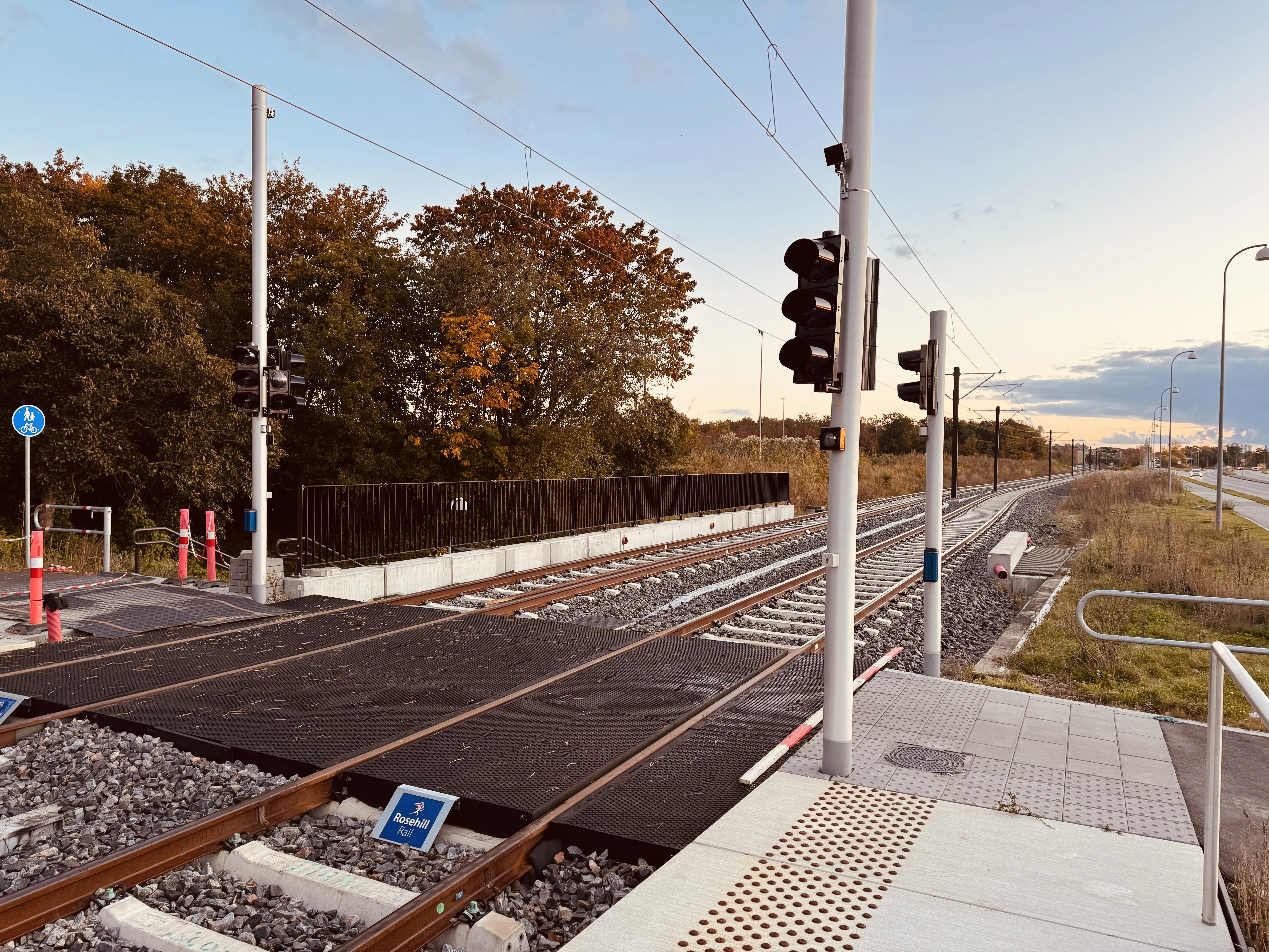 Billede af Ishøj Strand - ARKEN Letbanestation. Billede af Ishøj Strand - ARKEN Letbanestation.