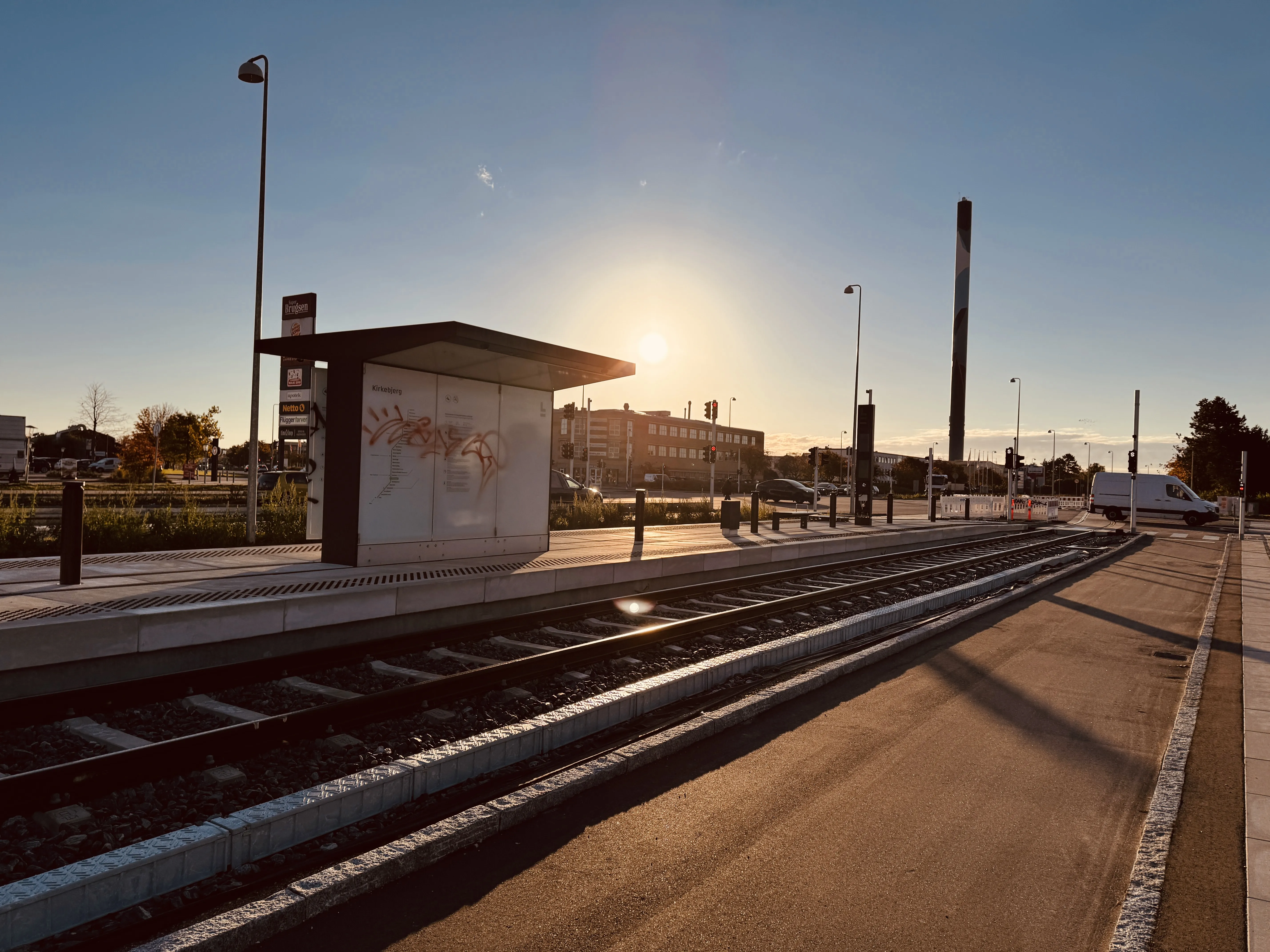Billede af Kirkebjerg Letbanestation. Billede af Kirkebjerg Letbanestation.