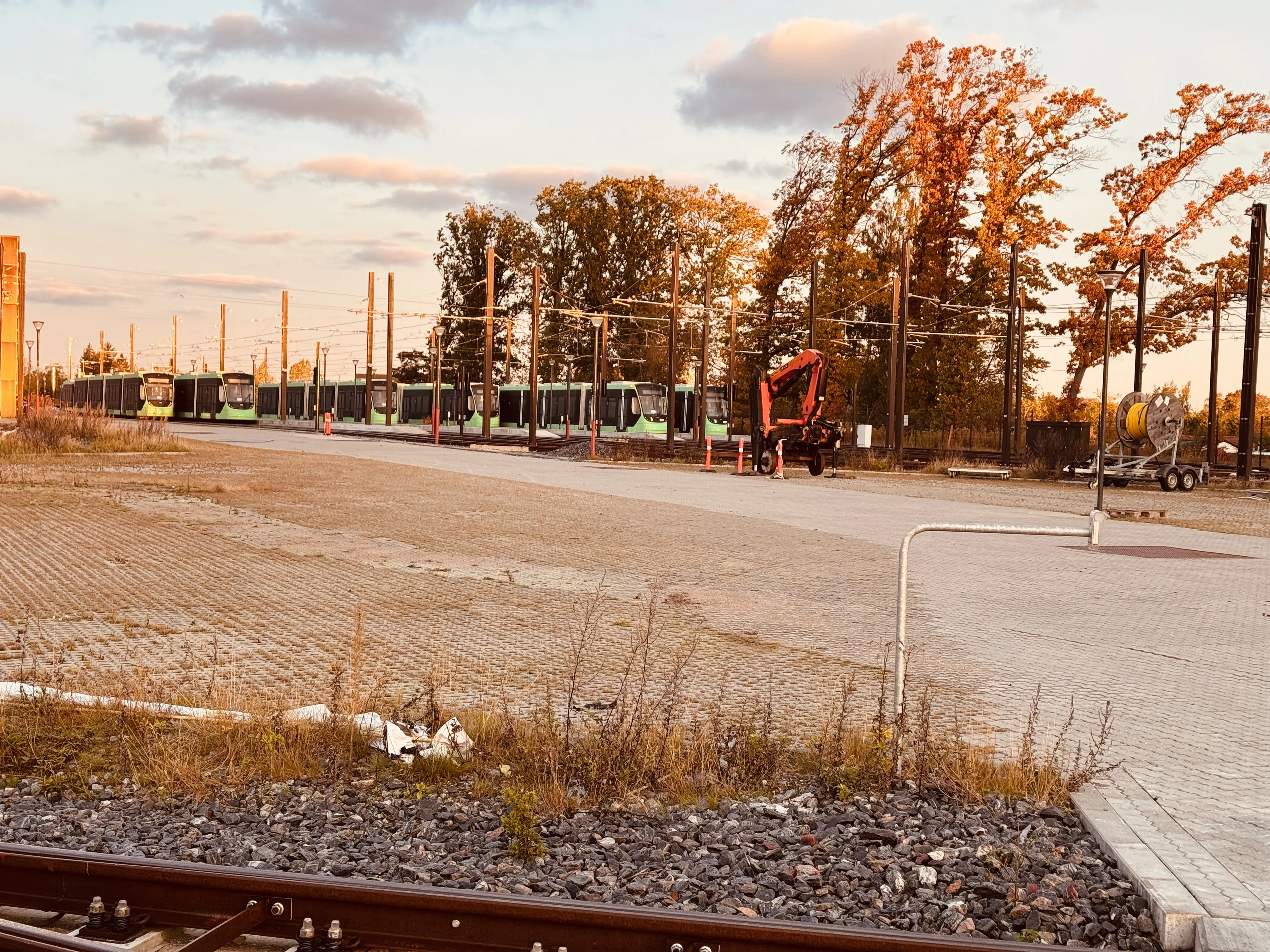 Billede af vedligeholdelsescentret ved Rødovre Nord Letbanestation. Billede af vedligeholdelsescentret ved Rødovre Nord Letbanestation.