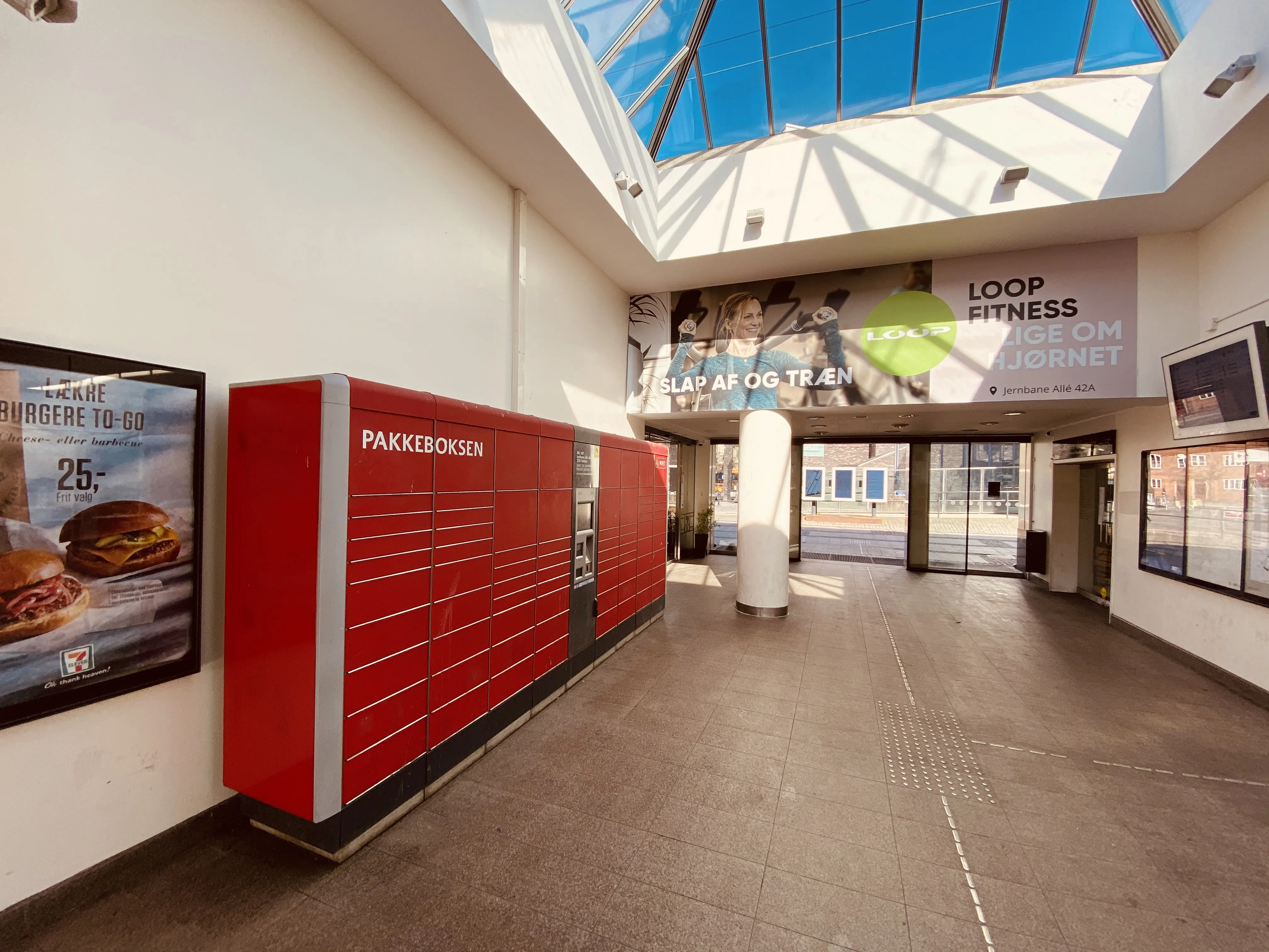 Billede af Vanløse S-togsstation. Billede af Vanløse S-togsstation.