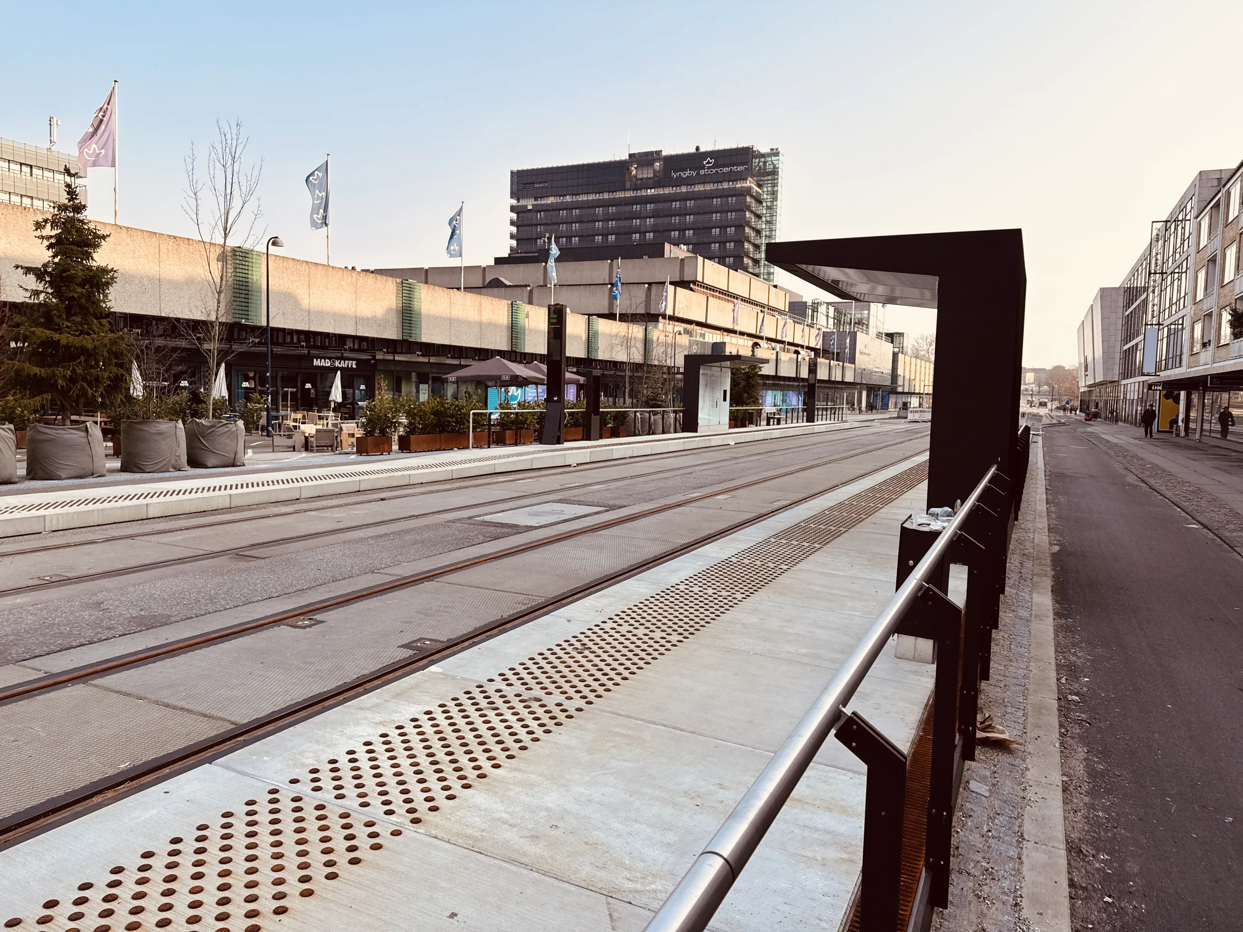 Billede af Lyngby Centrum Letbanestation. Billede af Lyngby Centrum Letbanestation.