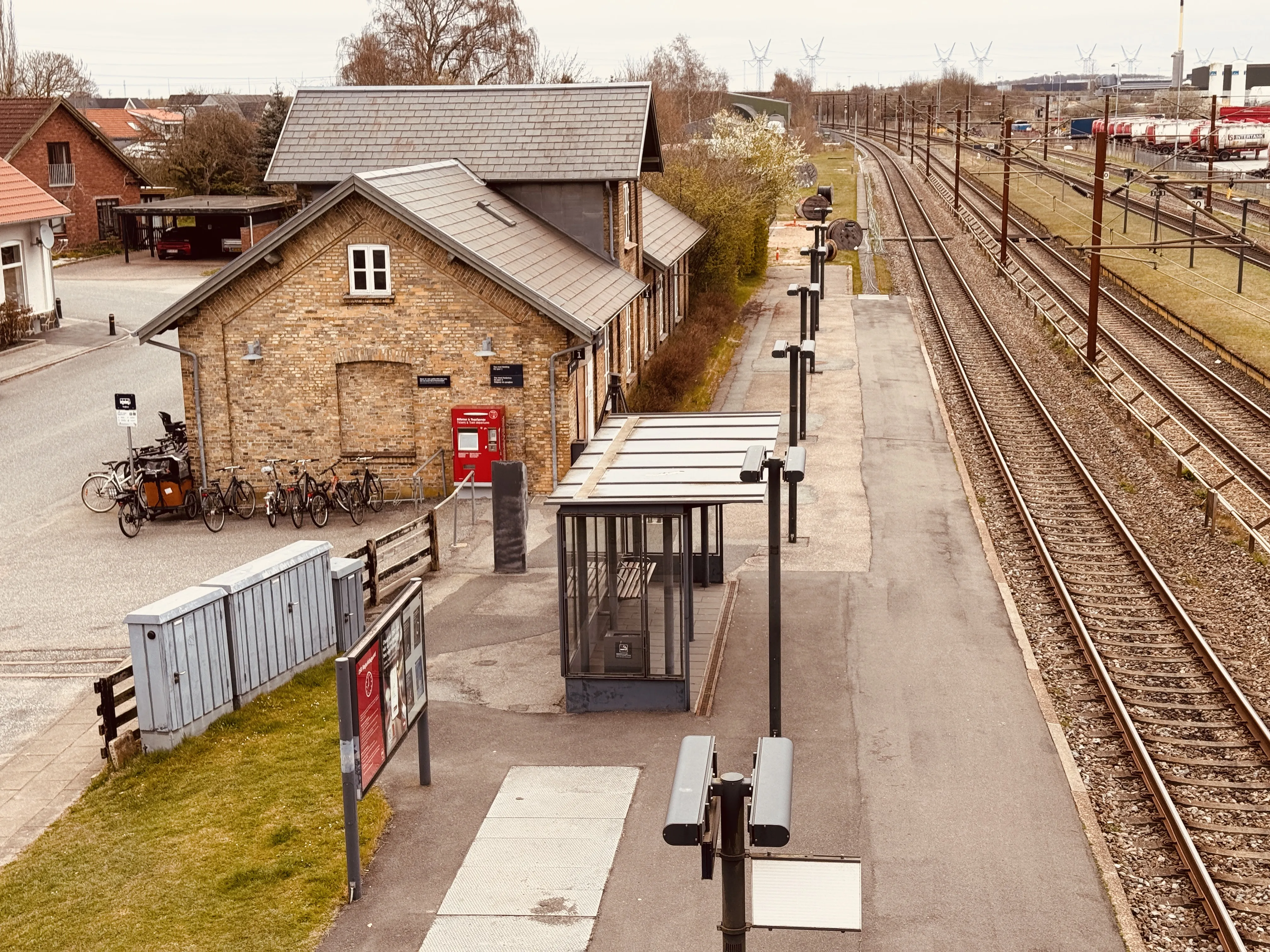 Billede af Taulov Station. Billede af Taulov Station.
