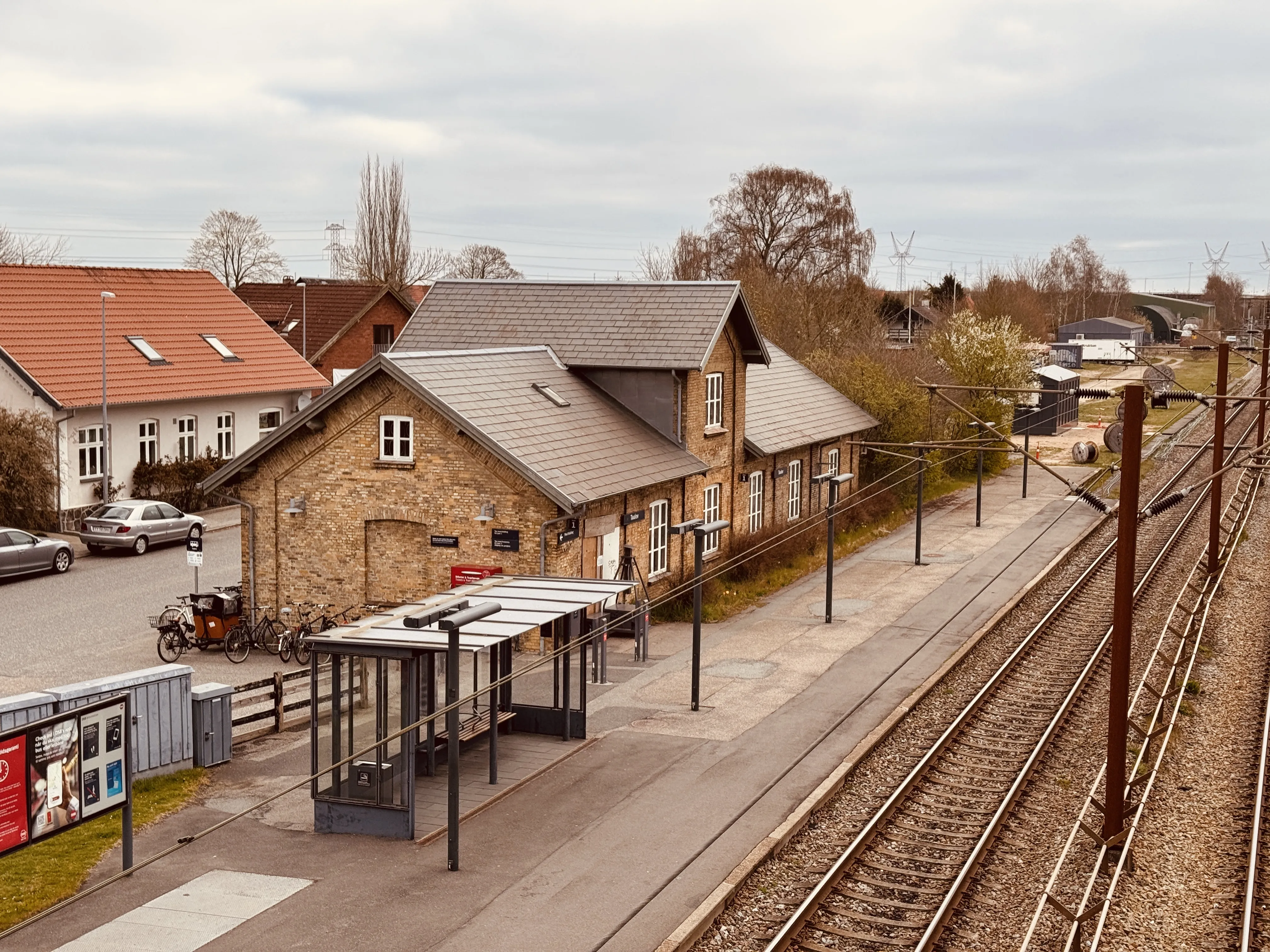 Billede af Taulov Station. Billede af Taulov Station.