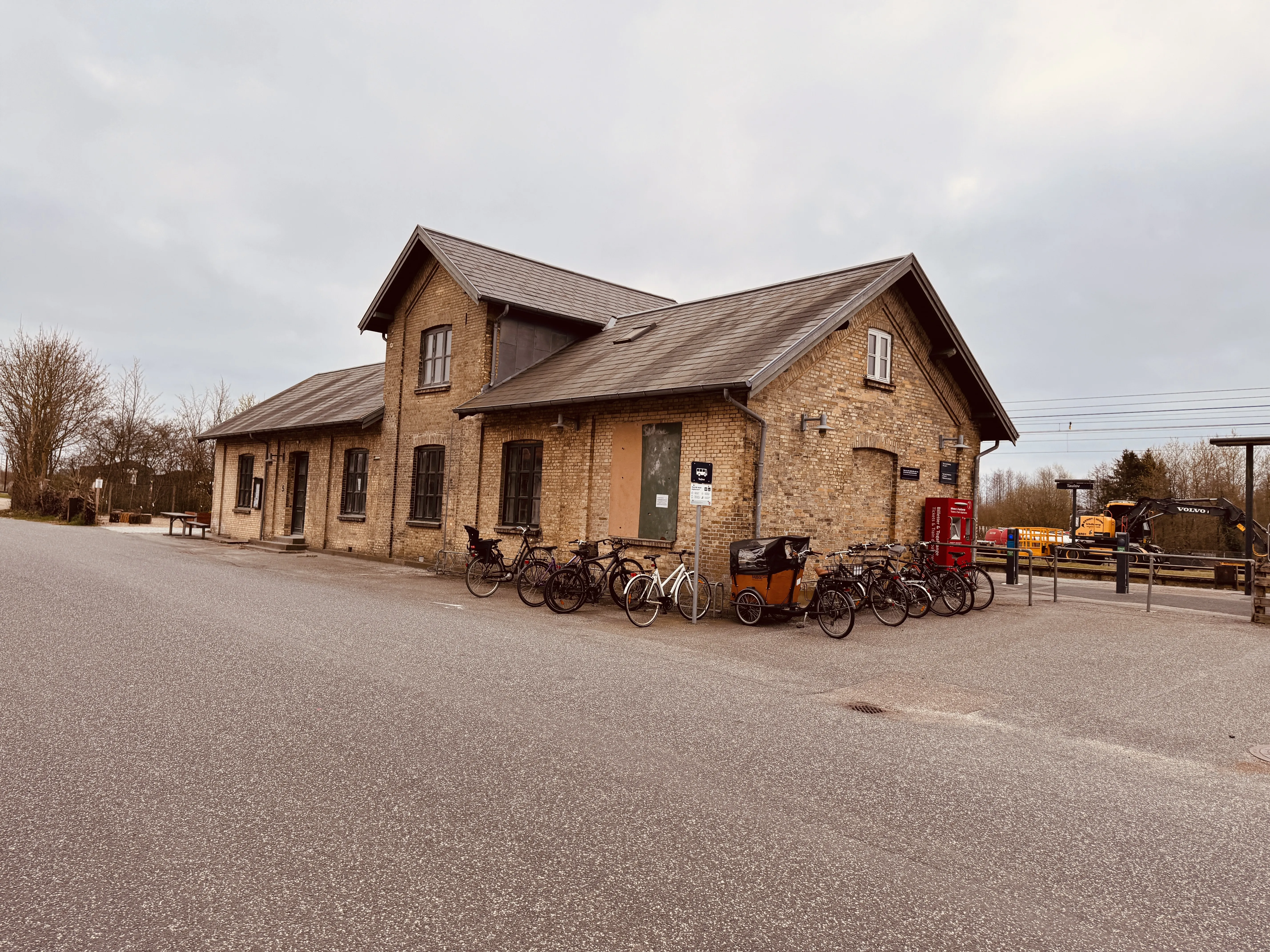 Billede af Taulov Station. Billede af Taulov Station.