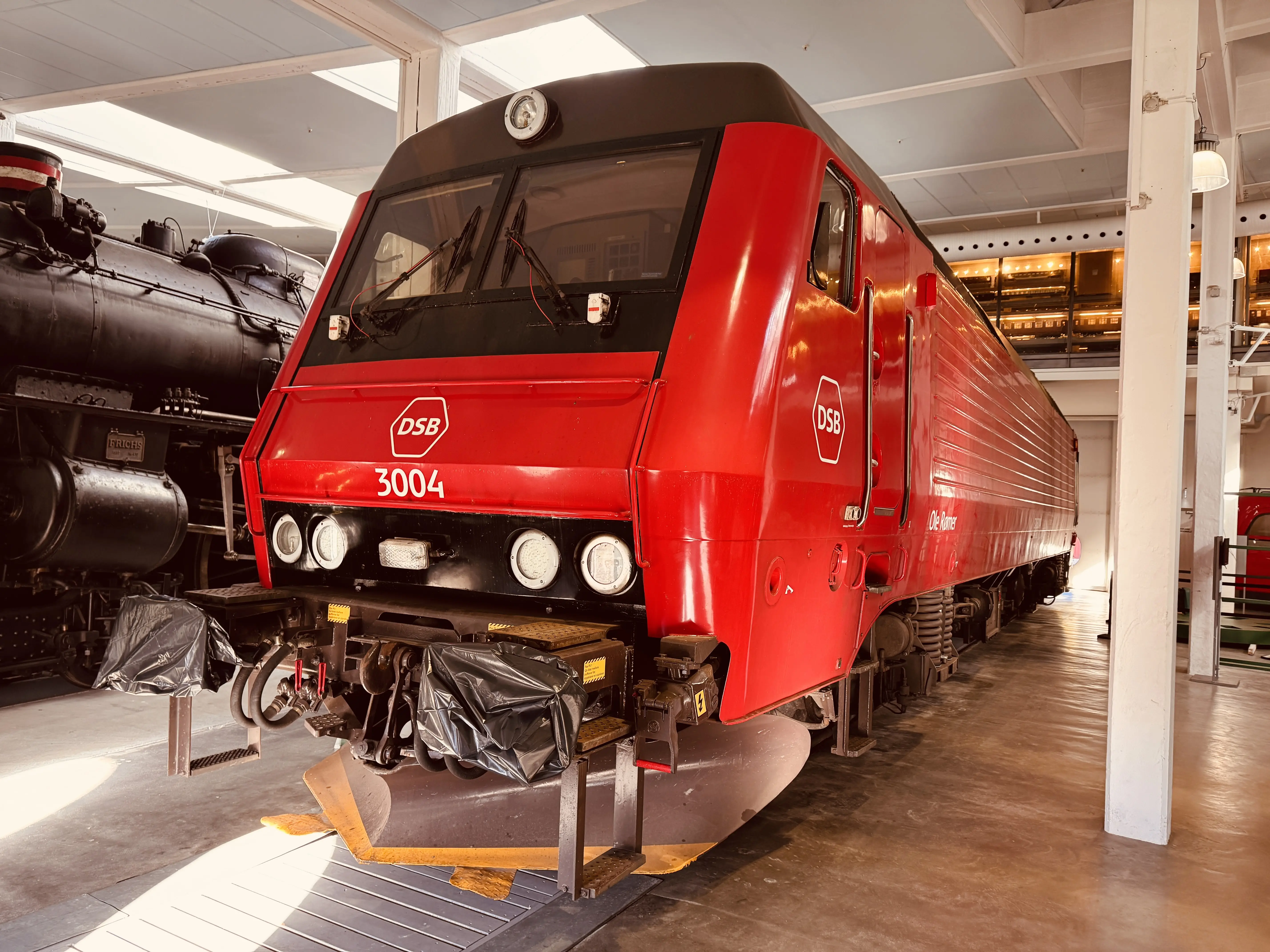 Billede af DSB EA 3004 fotograferet på Danmarks Jernbanemuseum i Odense.