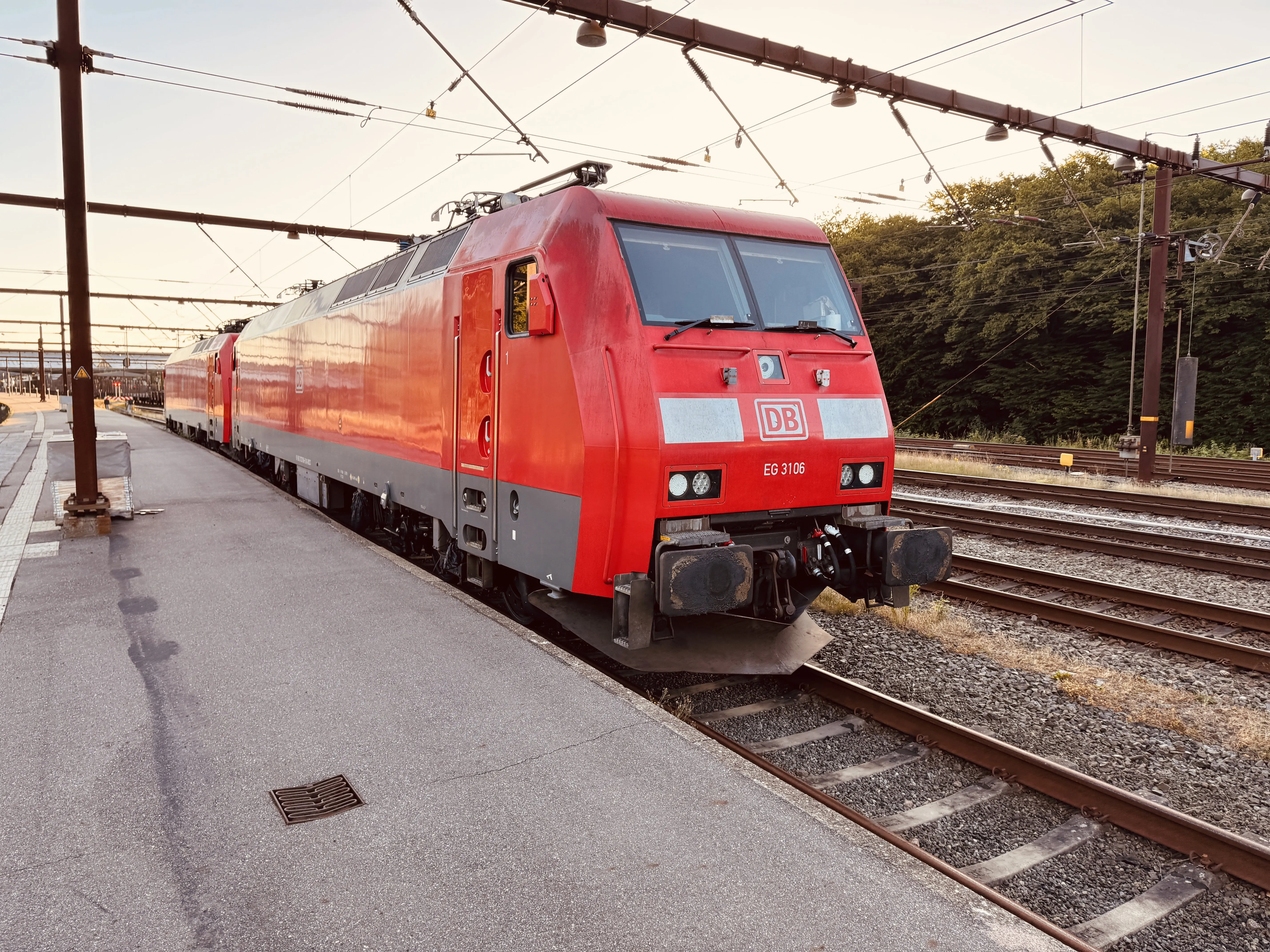 Billede af DBCSC EG 3106, tidligere DSB EG 3106 fotograferet ud for Fredericia Station. Billede af DBCSC EG 3106, tidligere DSB EG 3106 fotograferet ud for Fredericia Station.