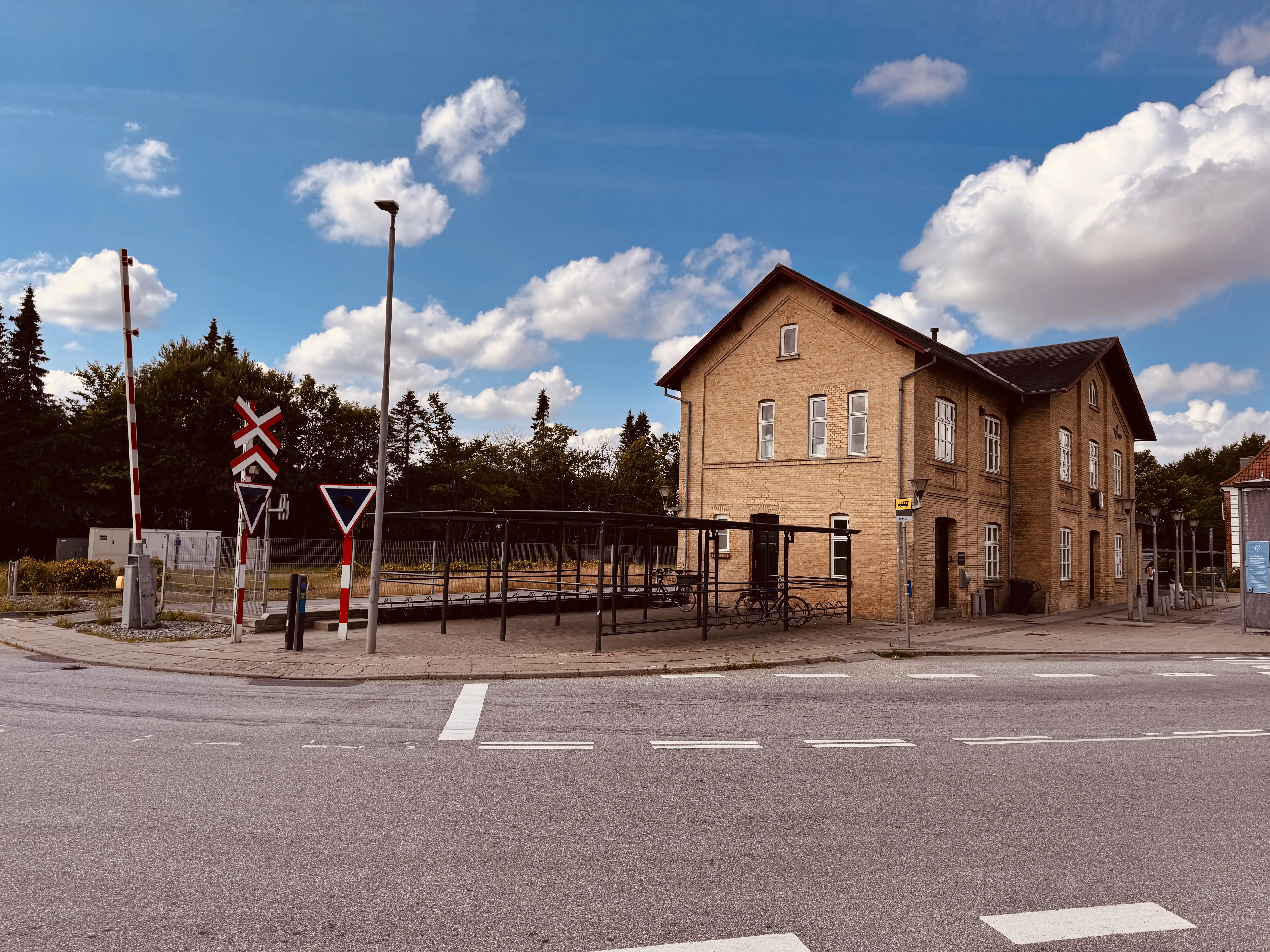 Billede af Sindal Station. Billede af Sindal Station.