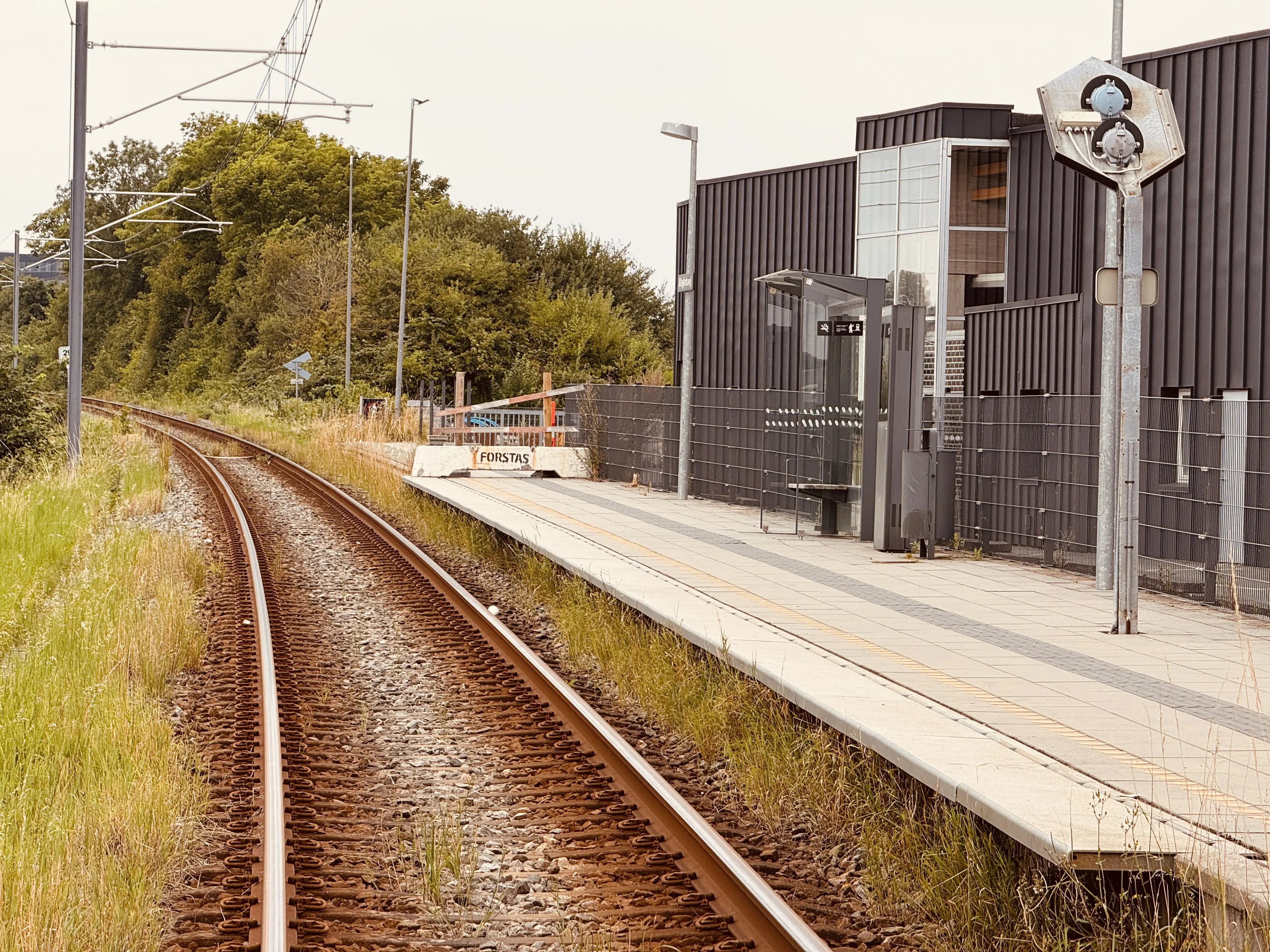 Billede af Øllegårdsvej Letbanestation. Billede af Øllegårdsvej Letbanestation.
