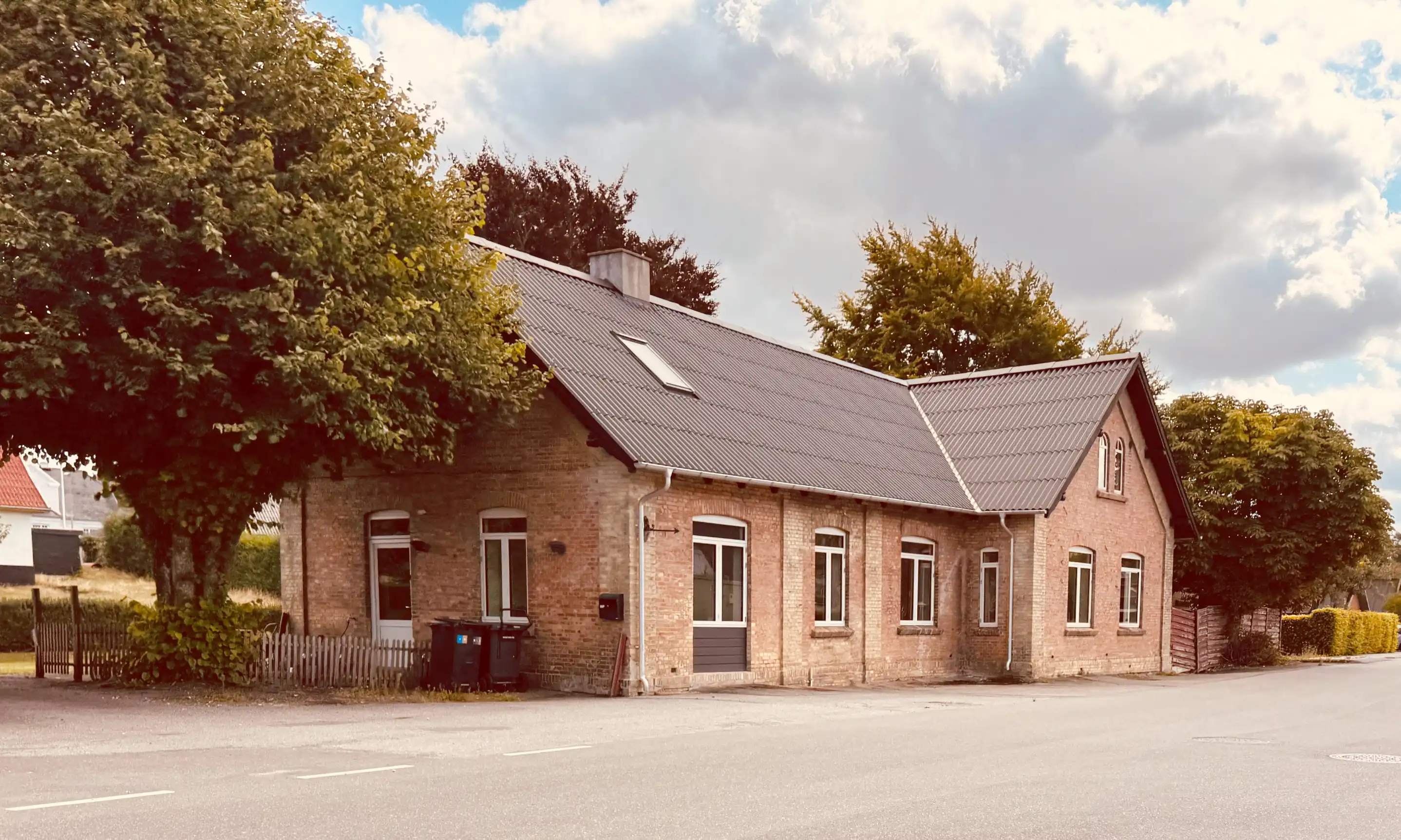 Billede af Bælum Station. Billede af Bælum Station.