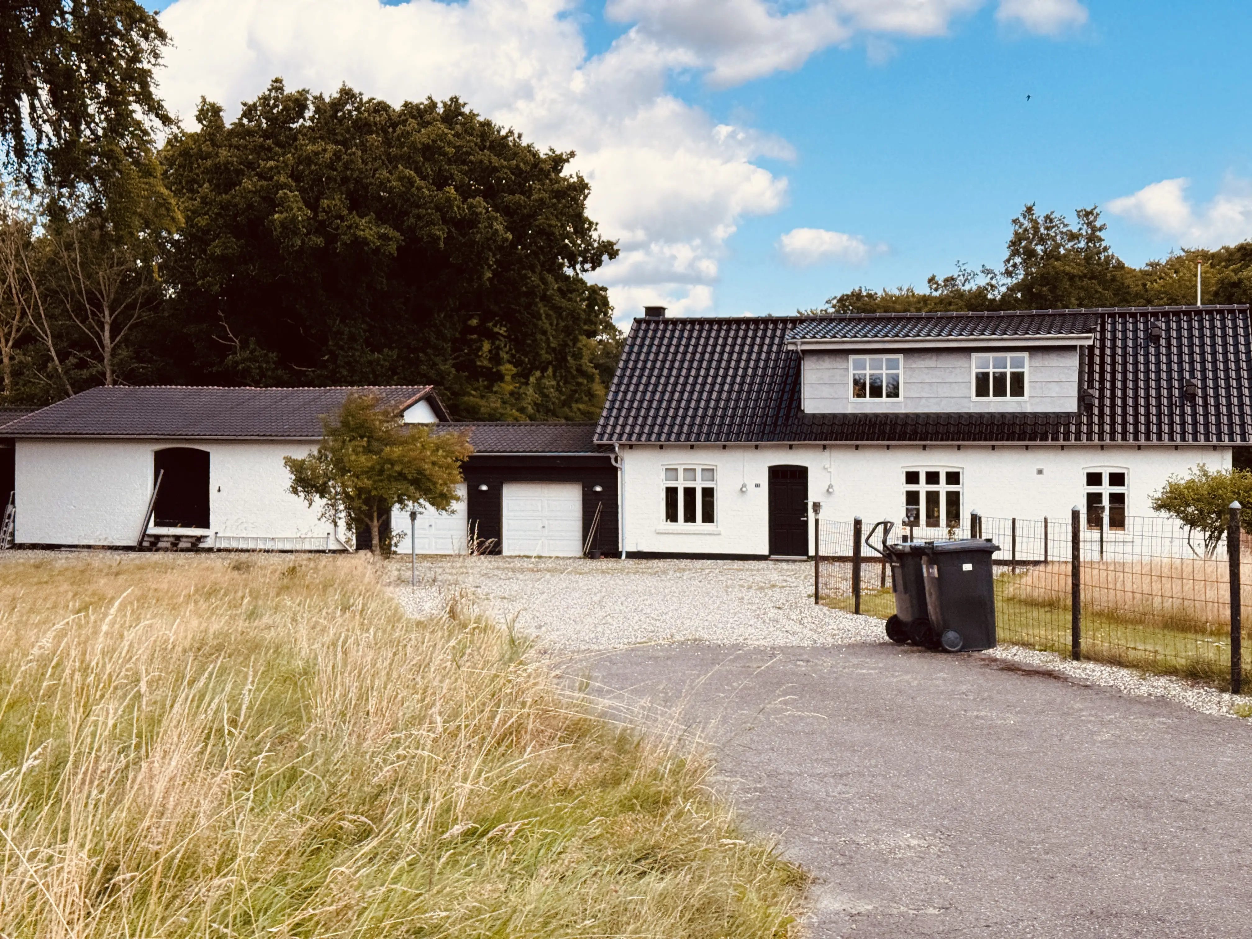 Billede af Solbjerg (Himmerland) Station. Billede af Solbjerg (Himmerland) Station.