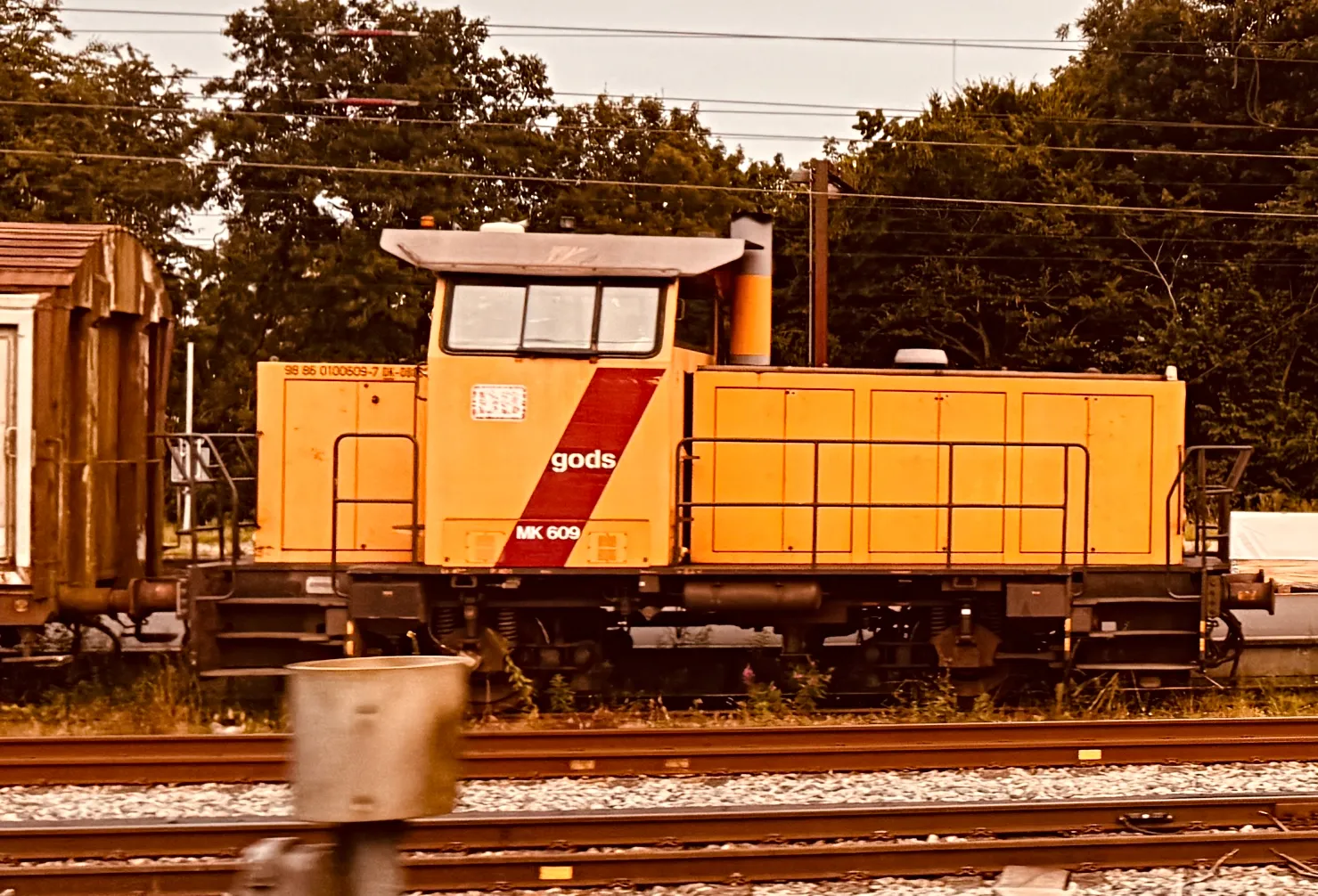 Billede af DBCSC MK 609, tidligere DSB MK 609 fotograferet ud for Fredericia Station. Billede af DBCSC MK 609, tidligere DSB MK 609 fotograferet ud for Fredericia Station.