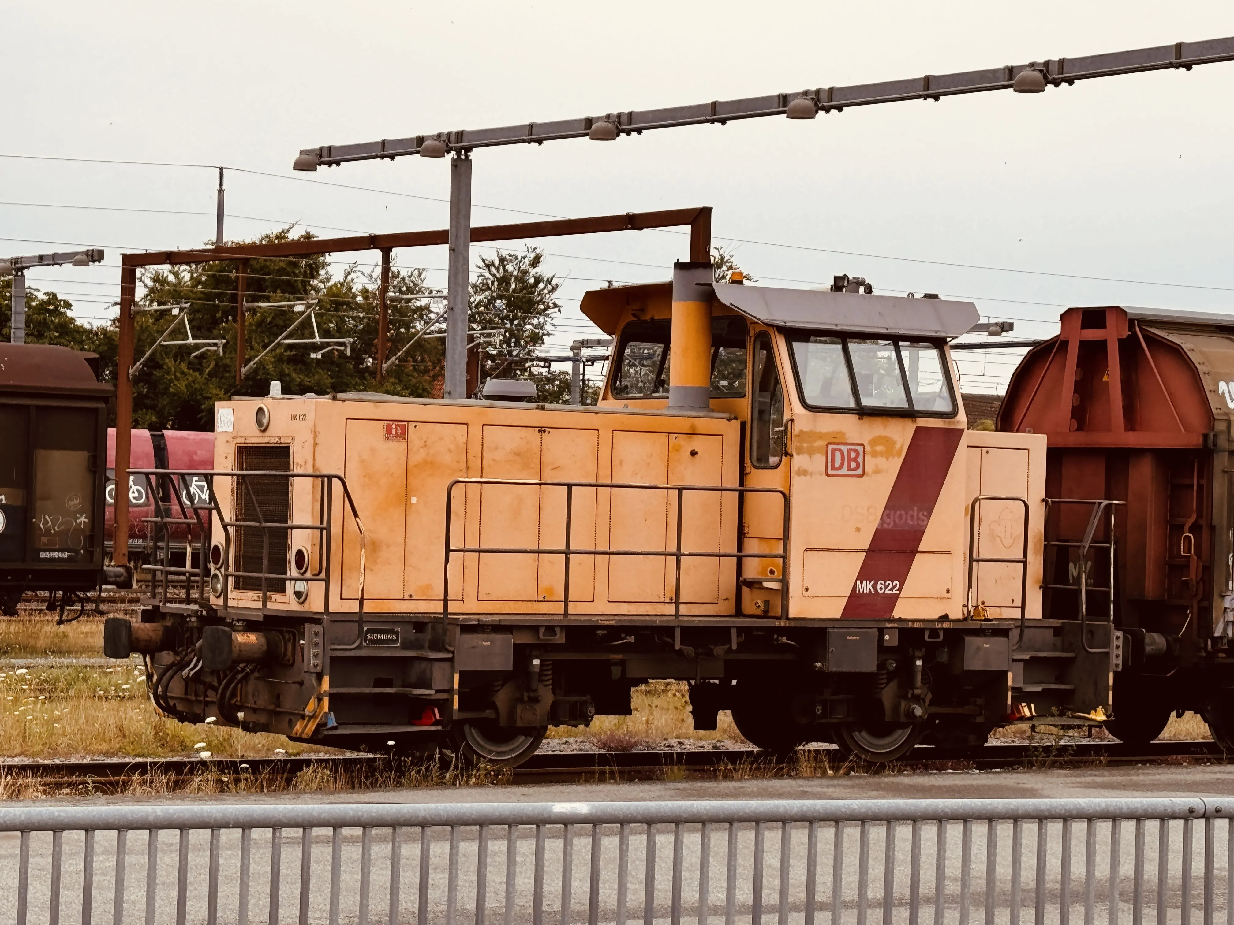Billede af DBCSC MK 622, tidligere DSB MK 622 fotograferet ud for Køge Station. Billede af DBCSC MK 622, tidligere DSB MK 622 fotograferet ud for Køge Station.