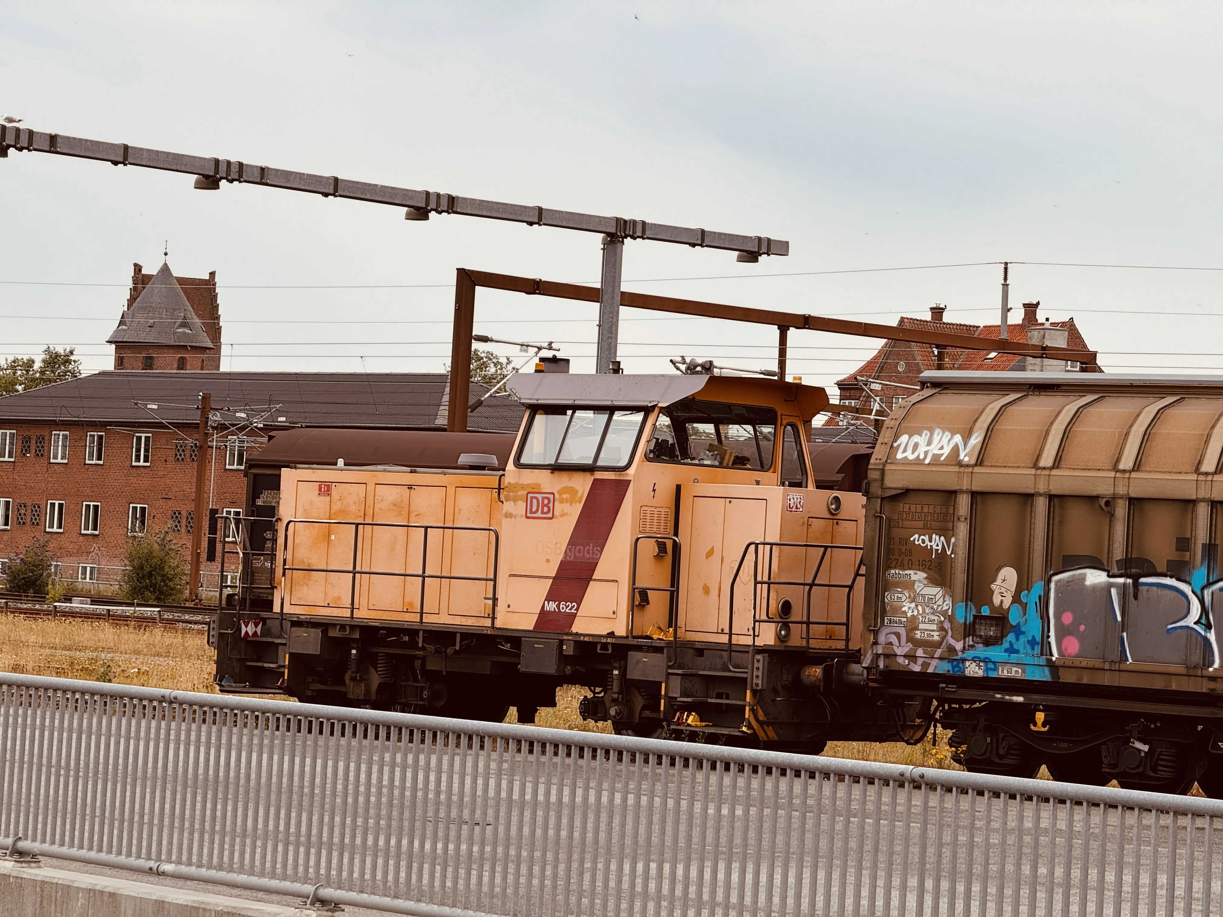 Billede af DBCSC MK 622, tidligere DSB MK 622 fotograferet ud for Køge Station. Billede af DBCSC MK 622, tidligere DSB MK 622 fotograferet ud for Køge Station.